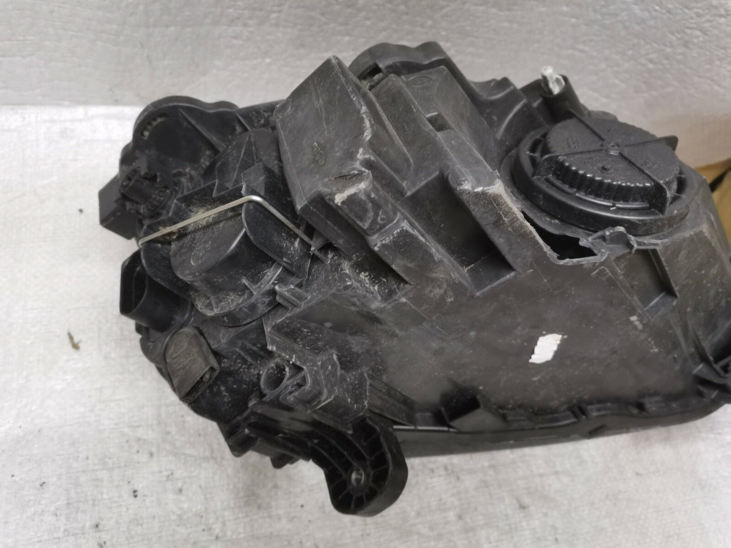 AUDI Q2 2016-2020 HALOGEN WITH DRL LED HEADLIGHT PASSENGER 81A941003A auq279