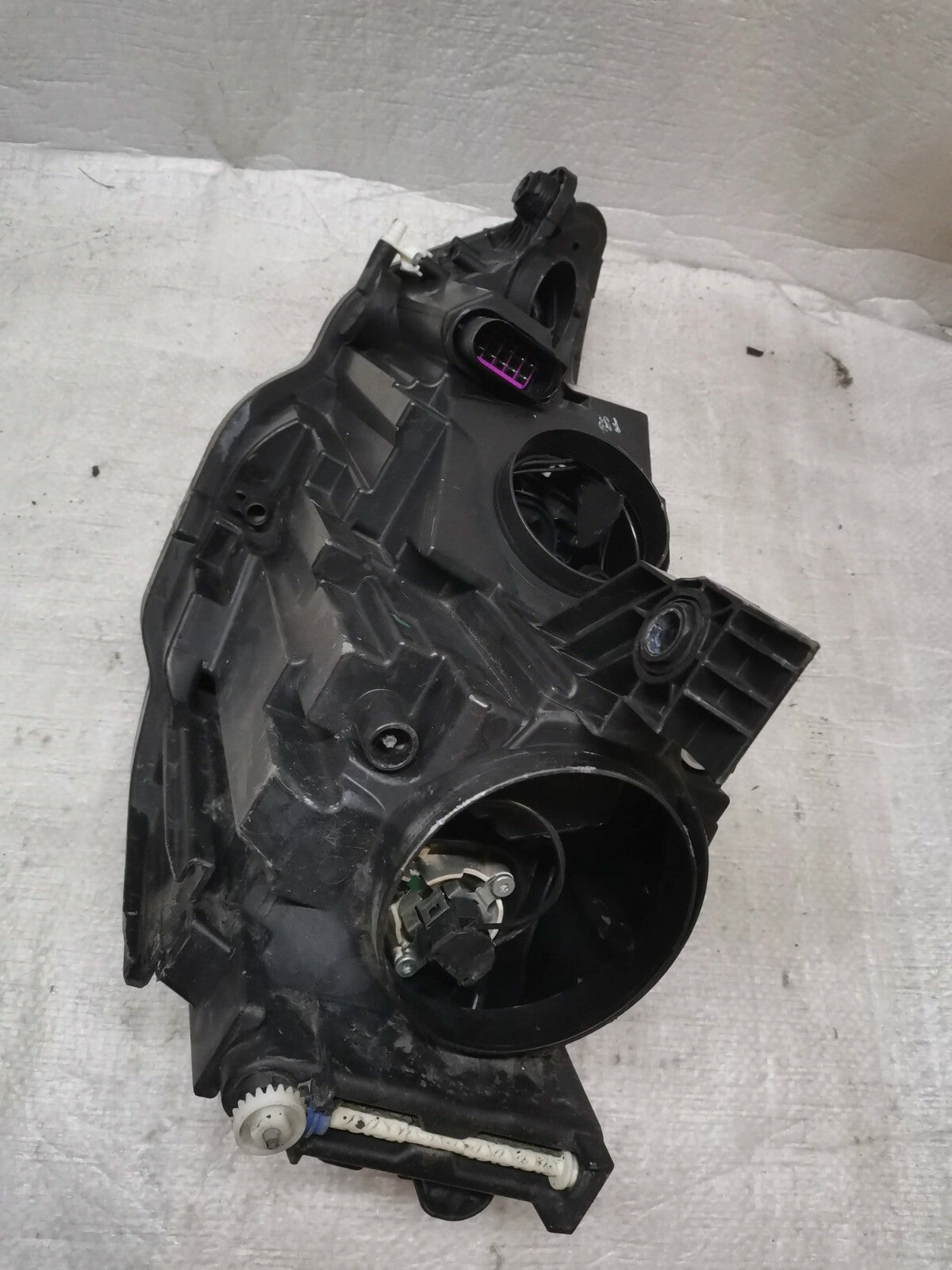 AUDI A3 8V SE DRIVER SIDE RIGHT HEADLIGHT HALOGEN 8V0941004 Aua383