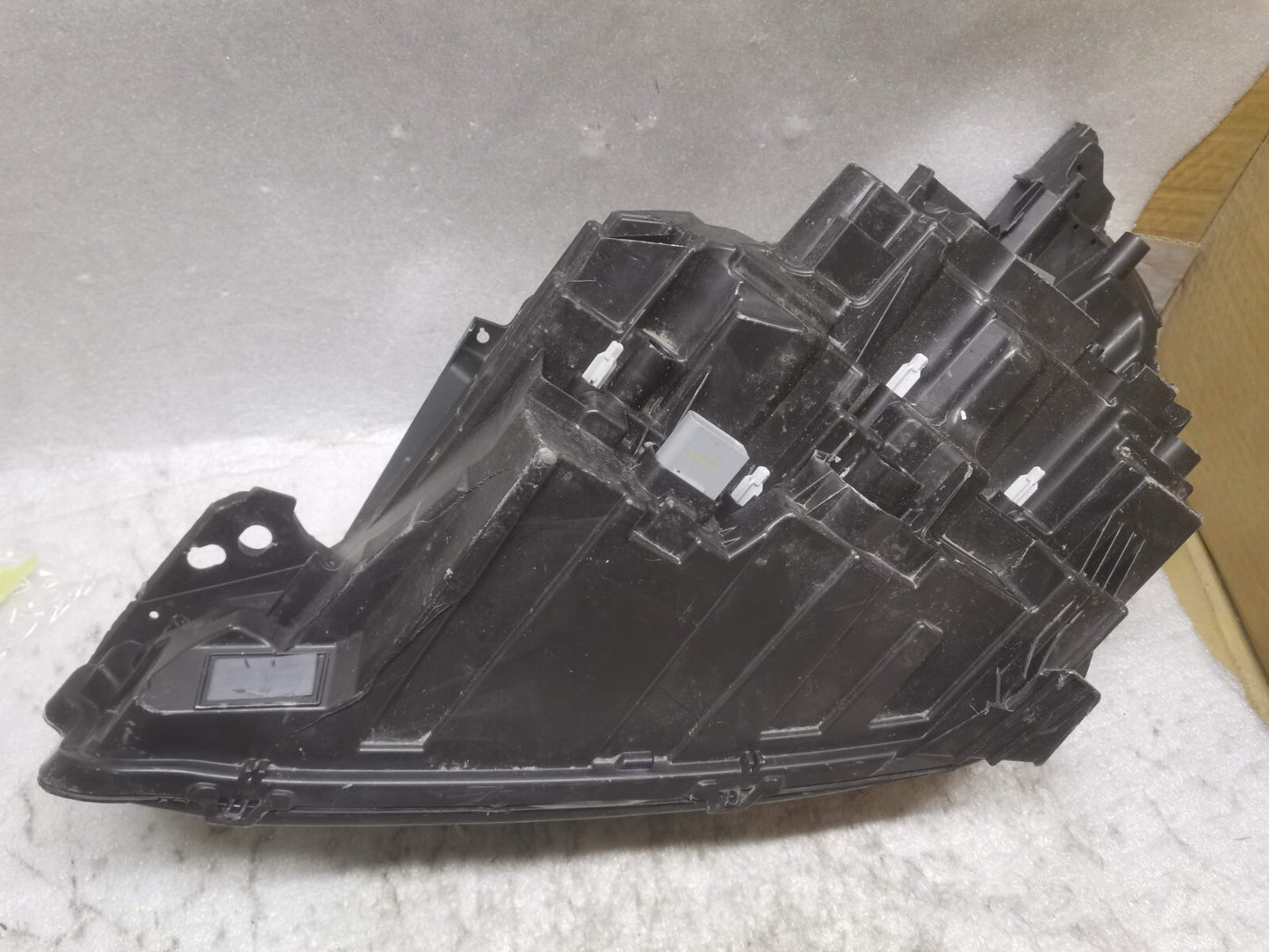 PEUGEOT 3008 2019-2022 GENUINE RIGHT DRIVER SIDE HEADLIGHT 9836230780 psa55