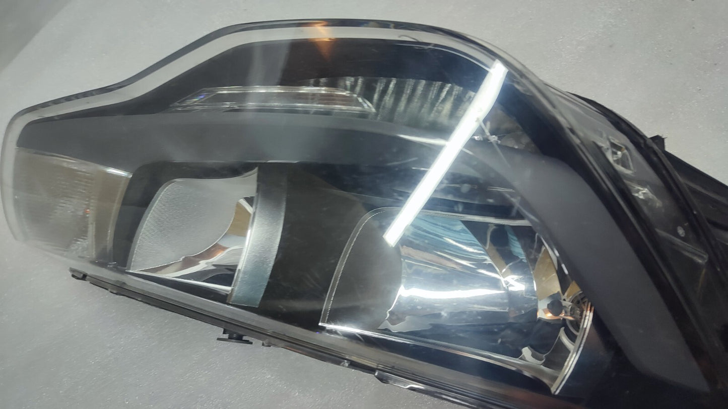 AUDI A1 2010- 2015 DRIVER SIDE FRONT HEADLIGHT 8X0941004A au172