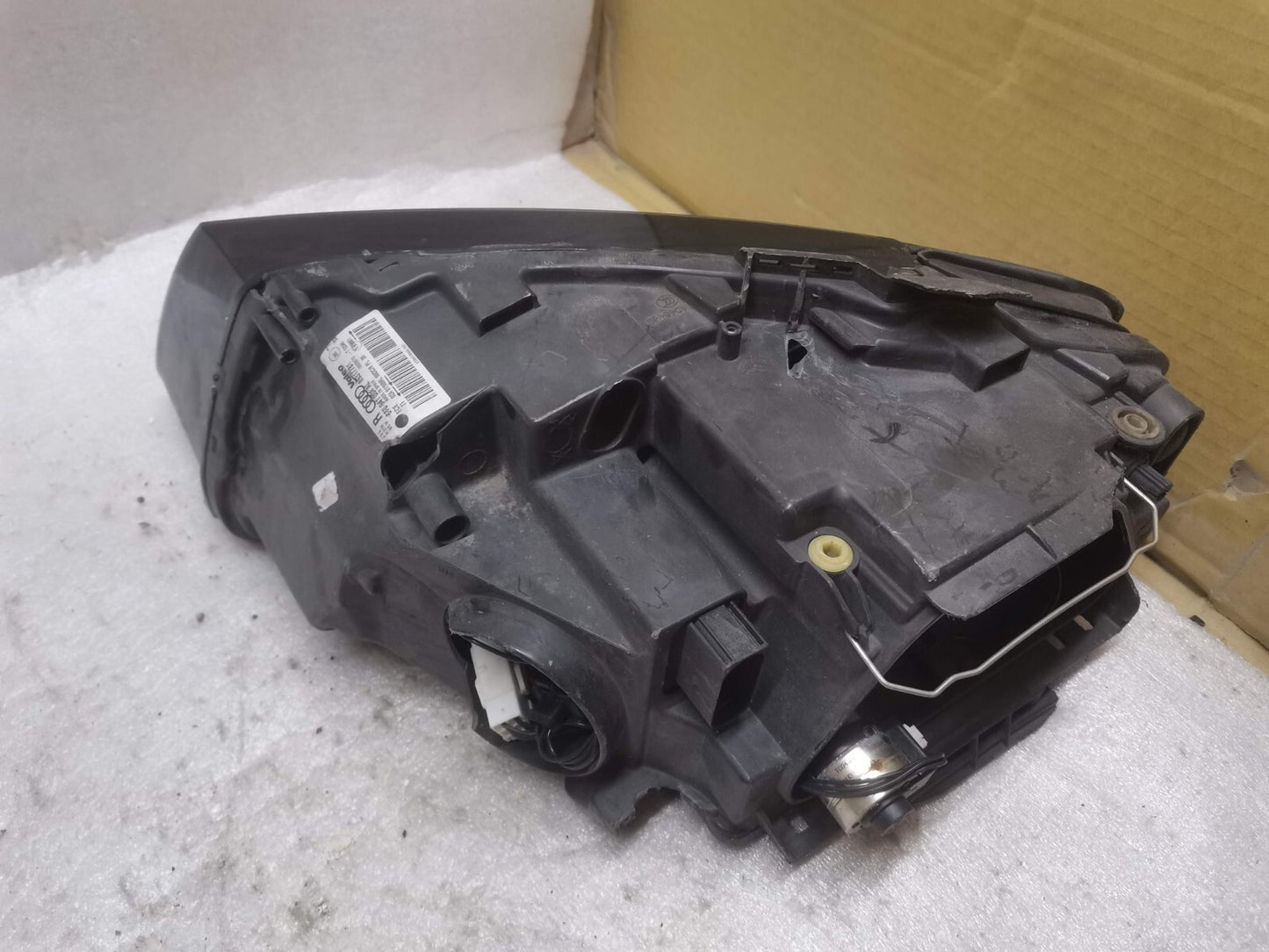 AUDI A5 8T 2008- 2012 FRONT RIGHT DRIVER SIDE XENON HEADLIGHT 8T0941004AL a5131