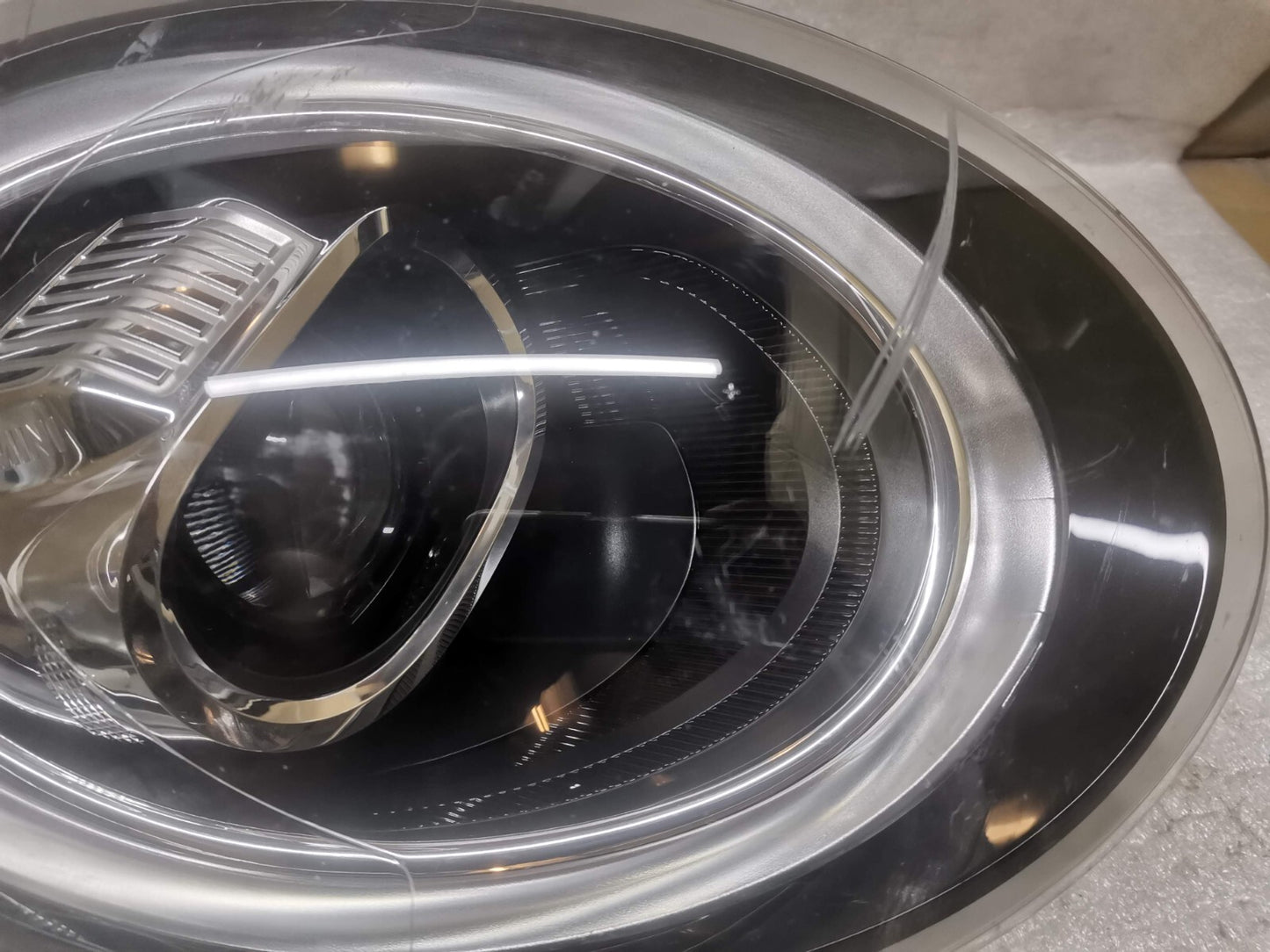 MINI ONE COOPER F55 F56 F57 LCI DRIVER SIDE HEADLIGHT 6311-5A01162-01 bm5666