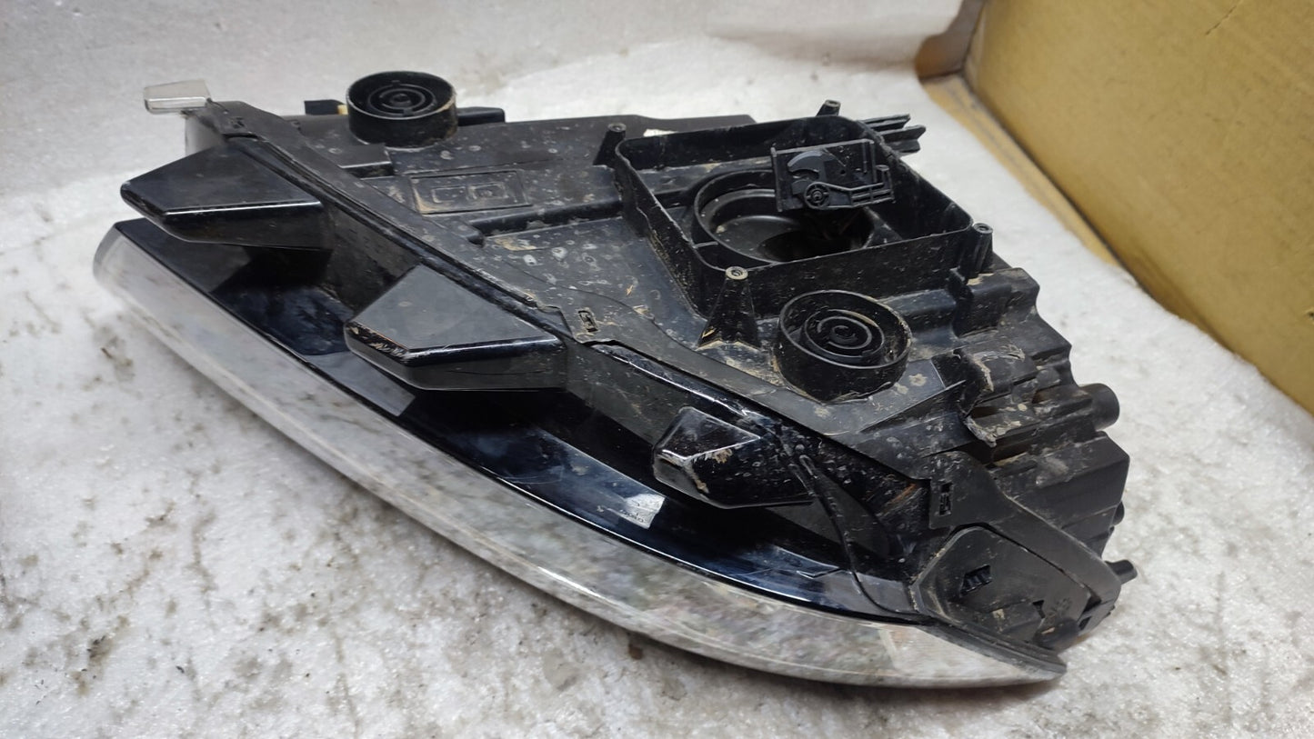 Volkswagen T Roc LED HeadLight RH UK Drivers 2017-2021 2GA941036Q vwtr141