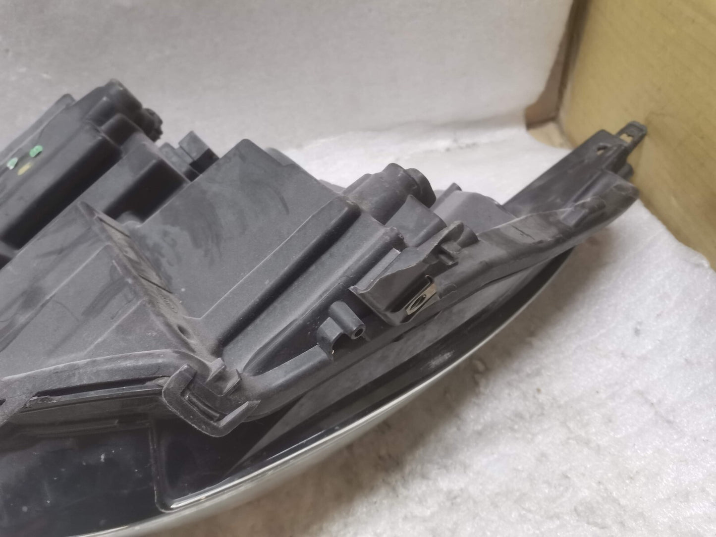 VAUXHALL ASTRA K MK5 2015-2020 DRIVERS SIDE HEADLIGHT 13401144 vxak64