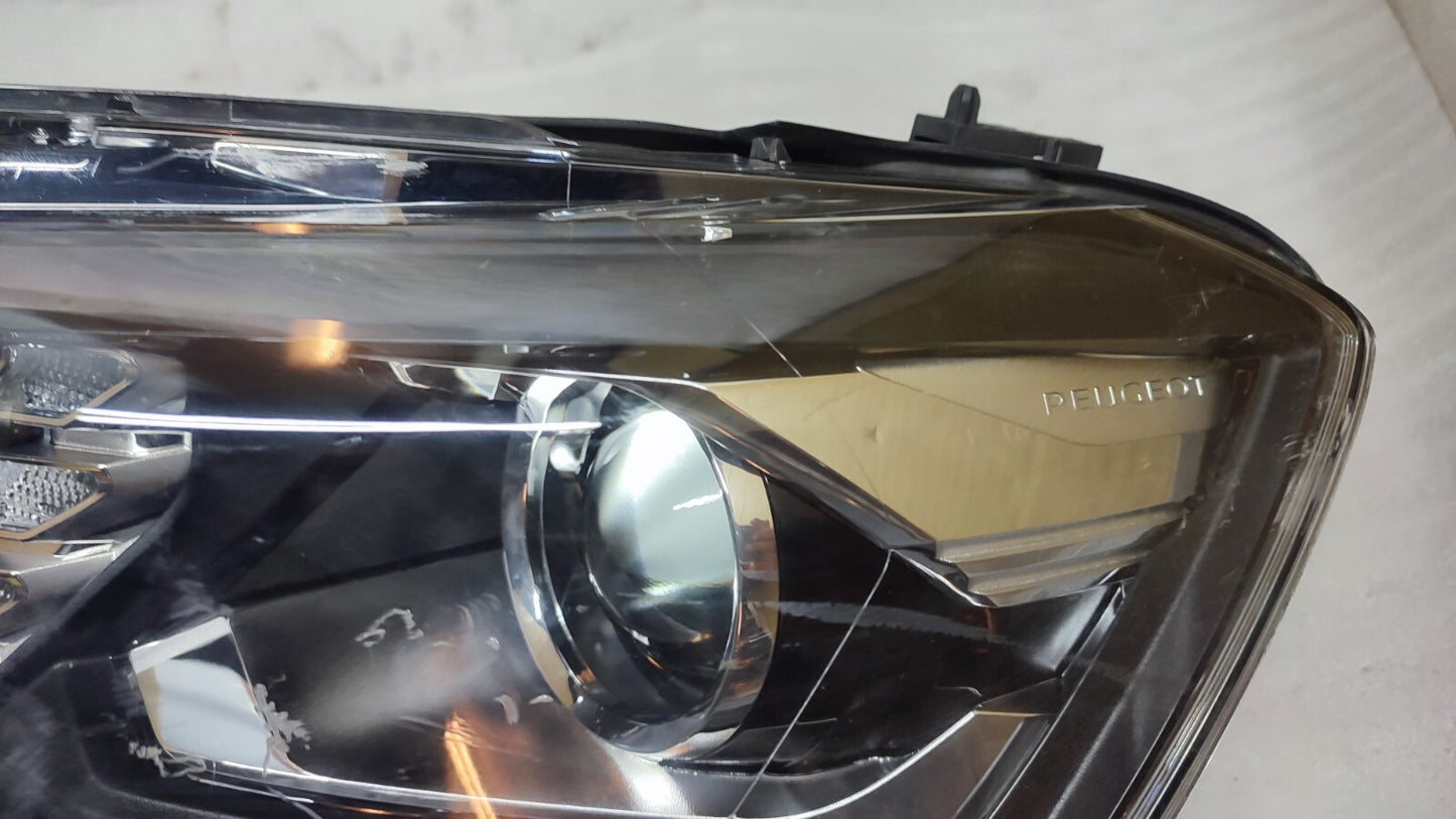 PEUGEOT RIFTER 2019 on NEARSIDE PASSENGER HEADLIGHT 9816826680 psa62