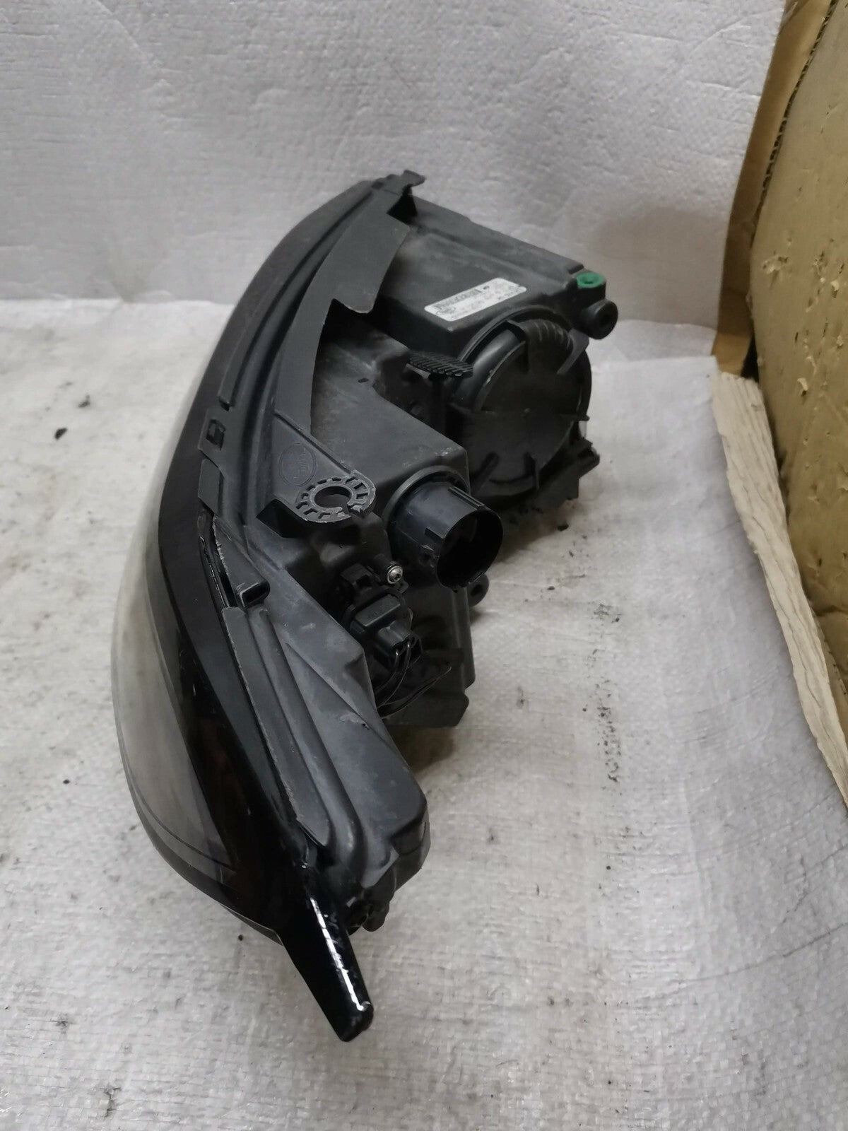 RANGE ROVER EVOQUE L538 PASSENGER SIDE XENON HEADLIGHT GJ32-13W030-DC jlr16