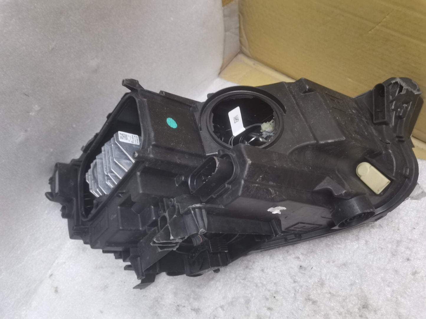 VOLKSWAGEN T-ROC R LINE N/S PASSENGER SIDE FULL LED HEADLIGHT 2GA941035Q vw130