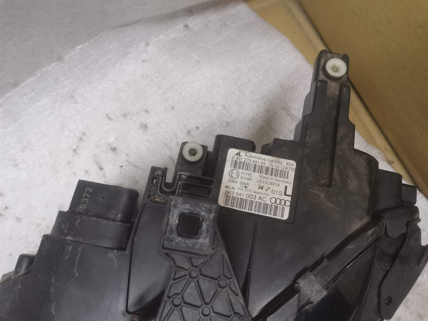 AUDI A4 MK4 B8 LEFT HEADLAMP HALOGEN 8K0941003AC 2012-16 au142