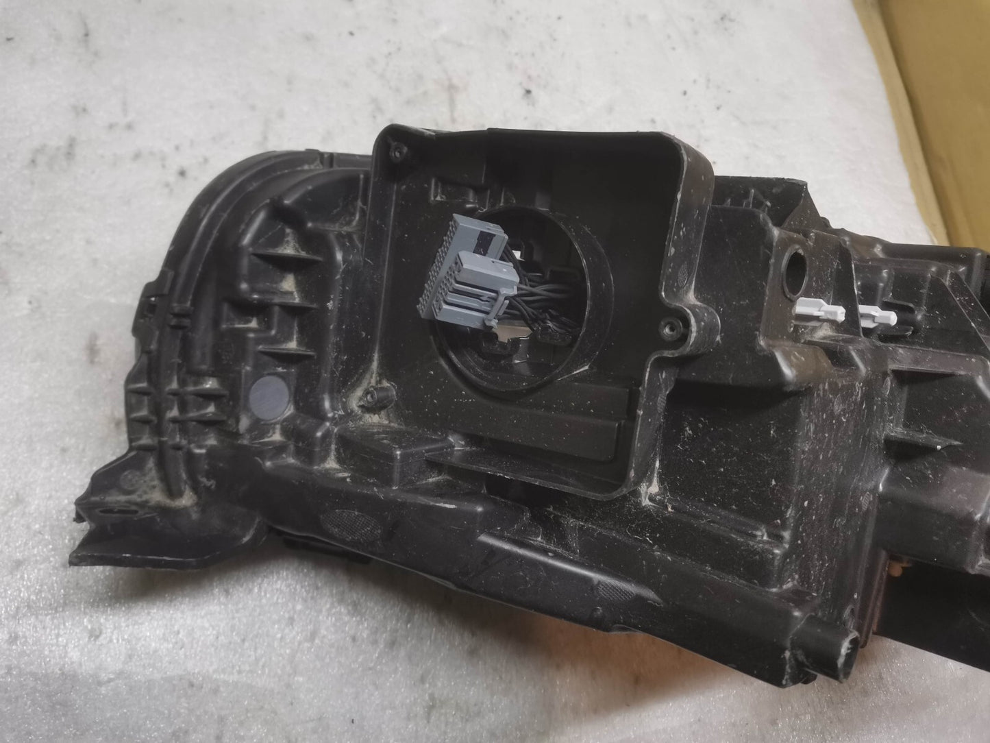 VOLVO XC90 MK2 LED HEADLIGHT LEFT PASSENGER 2018-2022 GENUINE 31655711 vo9041