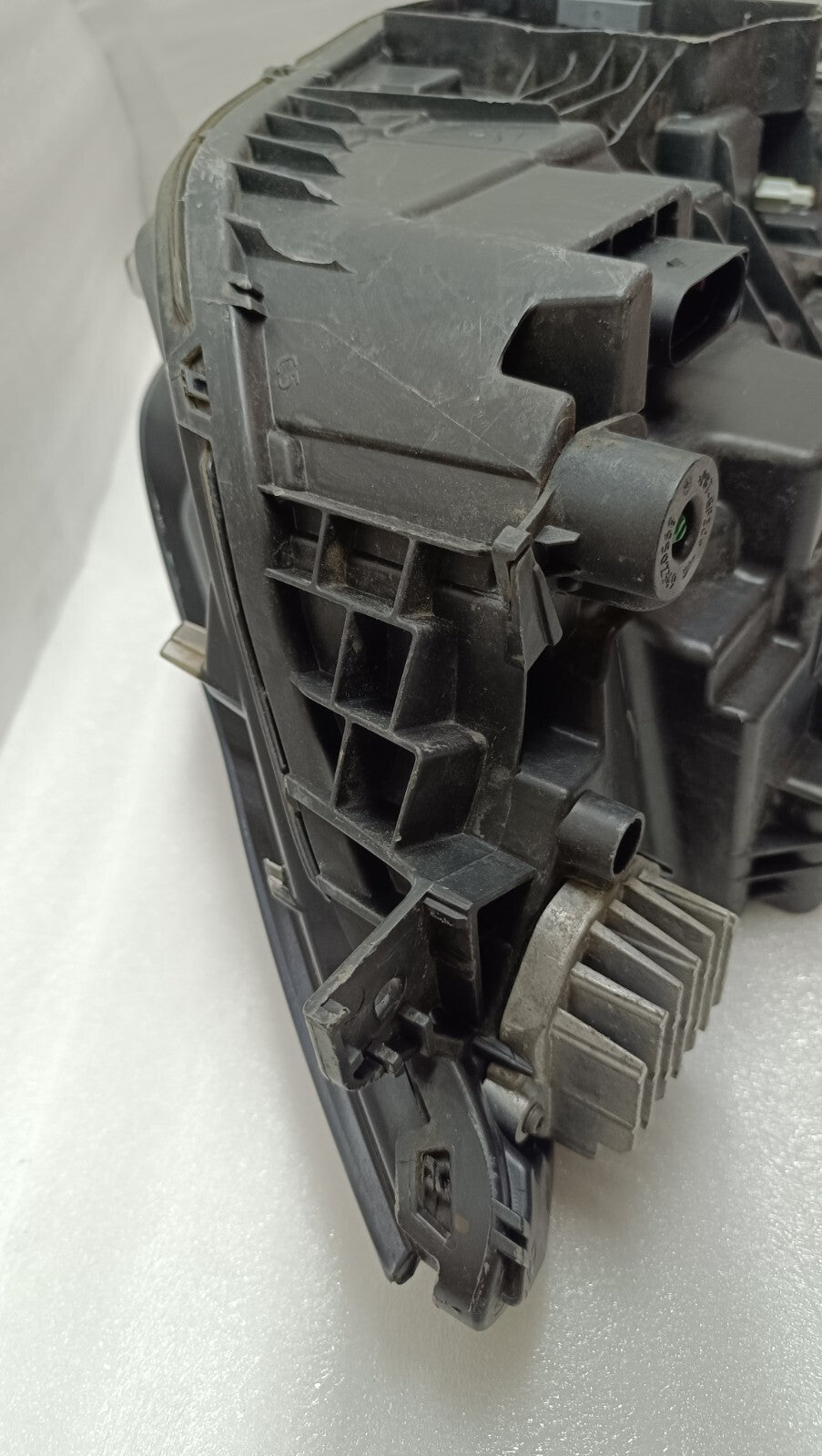 Volvo XC90 2015- Genuine Right Driver Side Full Led Active Headlight 31656991