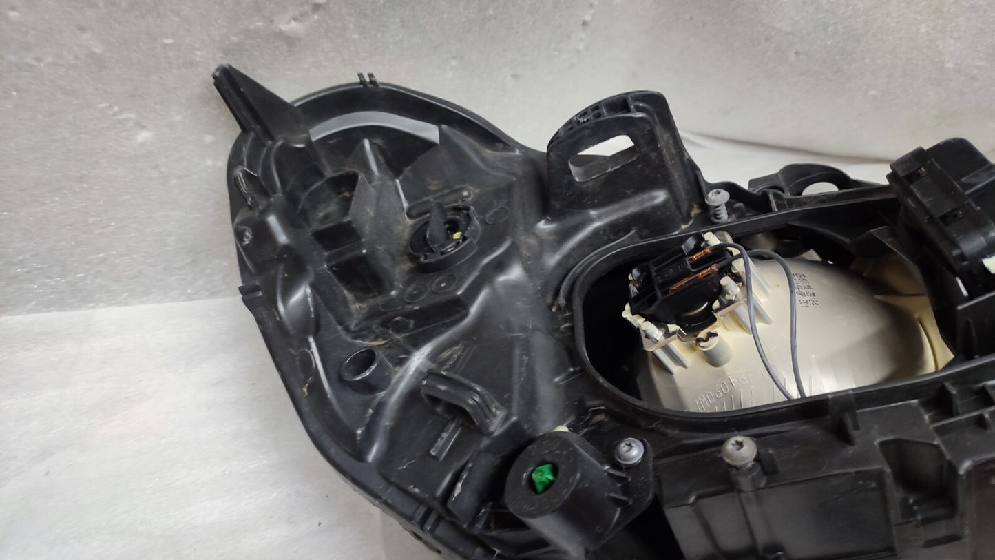 Volvo XC60 2015 Left headlight headlamp halogen 31420267 vo6063