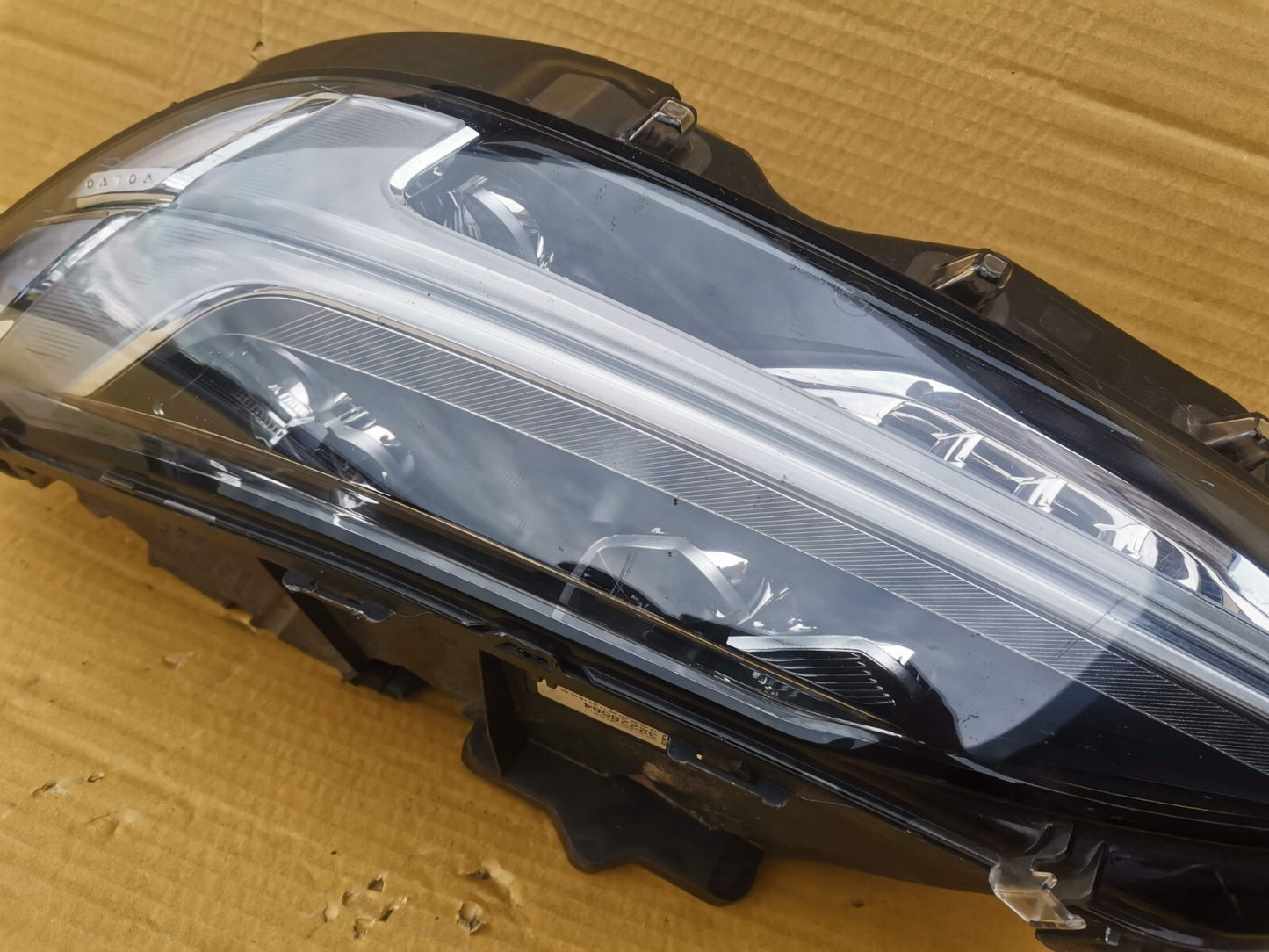 VOLVO S90 2016-2020 MK2 FULL LED HEADLIGHT LH PASSENGER SIDE 32228684 vo9029