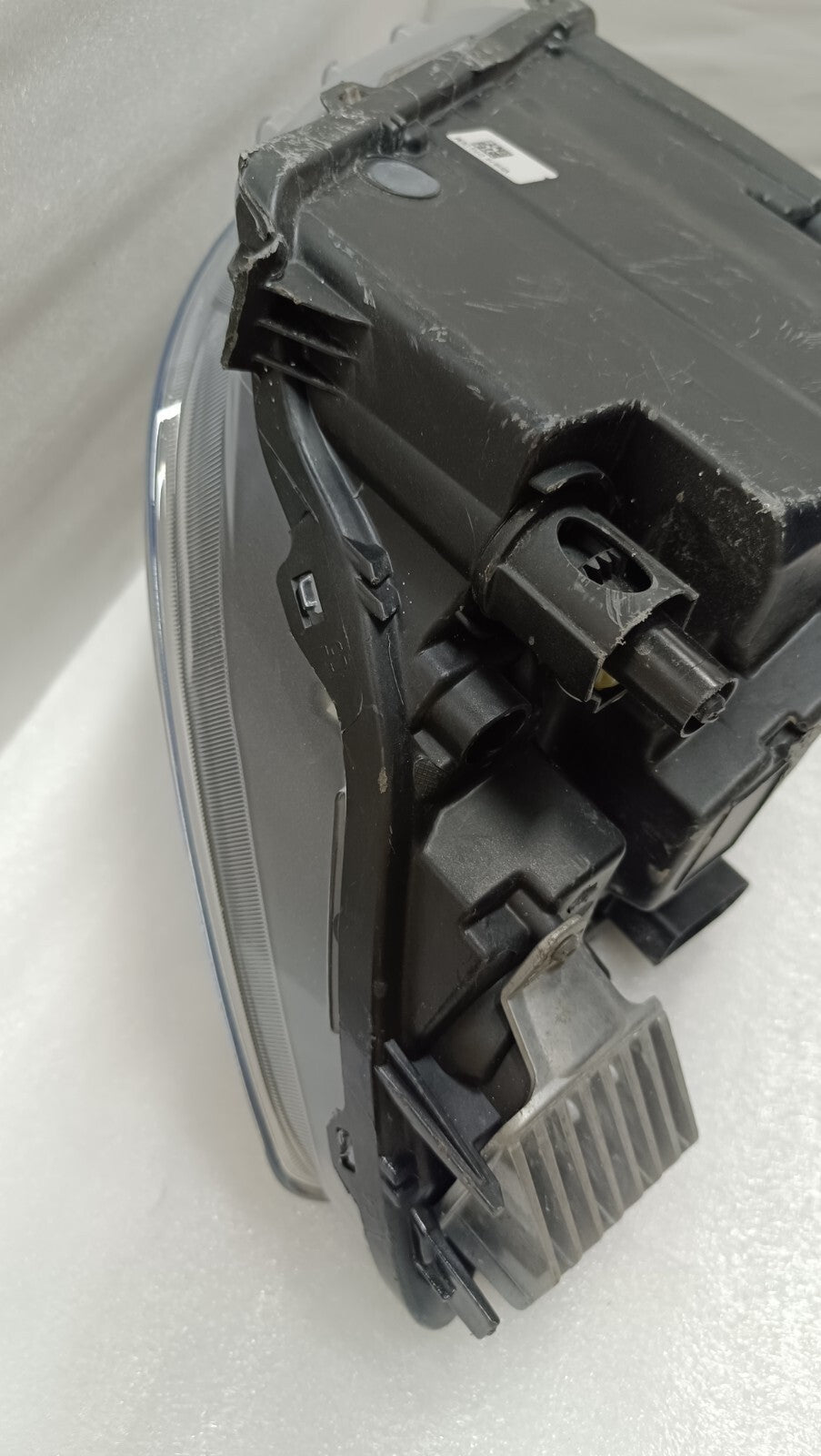 VOLVO XC40 2019 FRONT RIGHT DRIVER HEADLIGHT 32133576 OSF