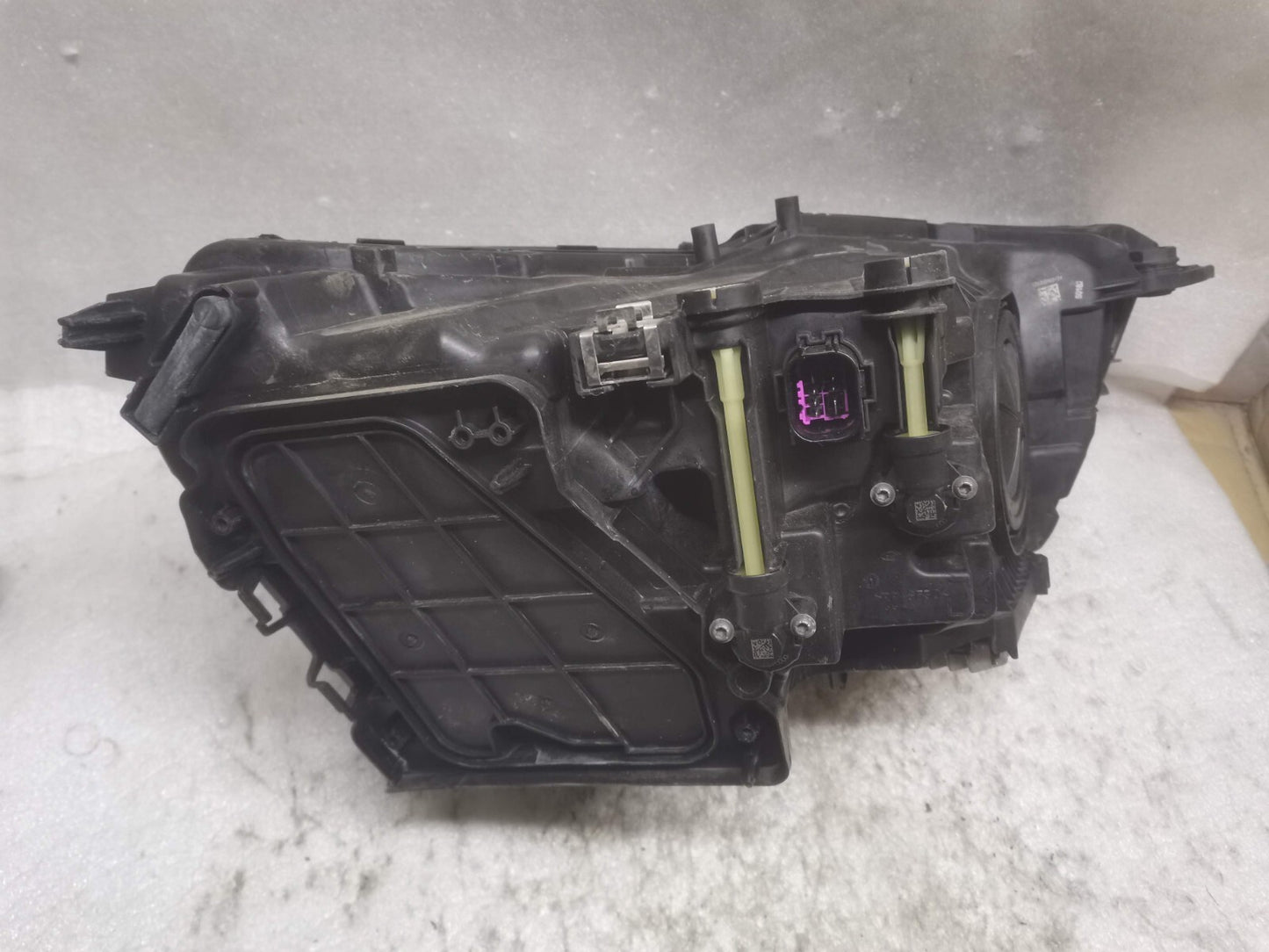 AUDI Q3 FRONT LEFT HEADLIGHT RHD LED 83A941011A 2018-2023 auq3144