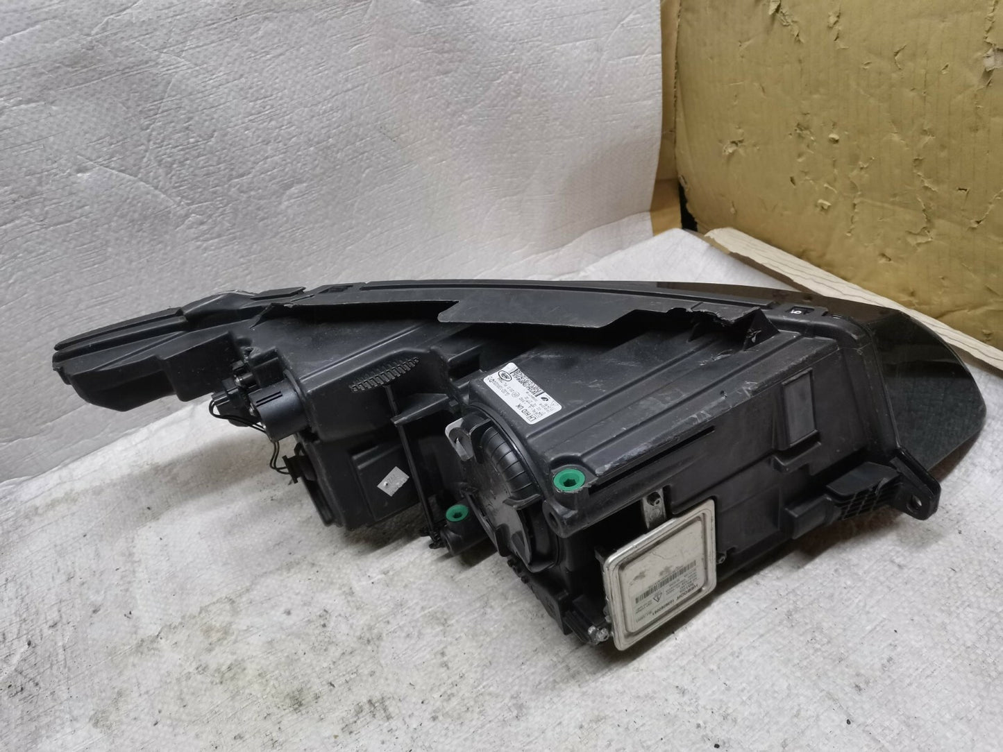 RANGE ROVER EVOQUE PASSENGER SIDE LEFT FRONT HEADLIGHT GJ32-13W030-DD jlr17