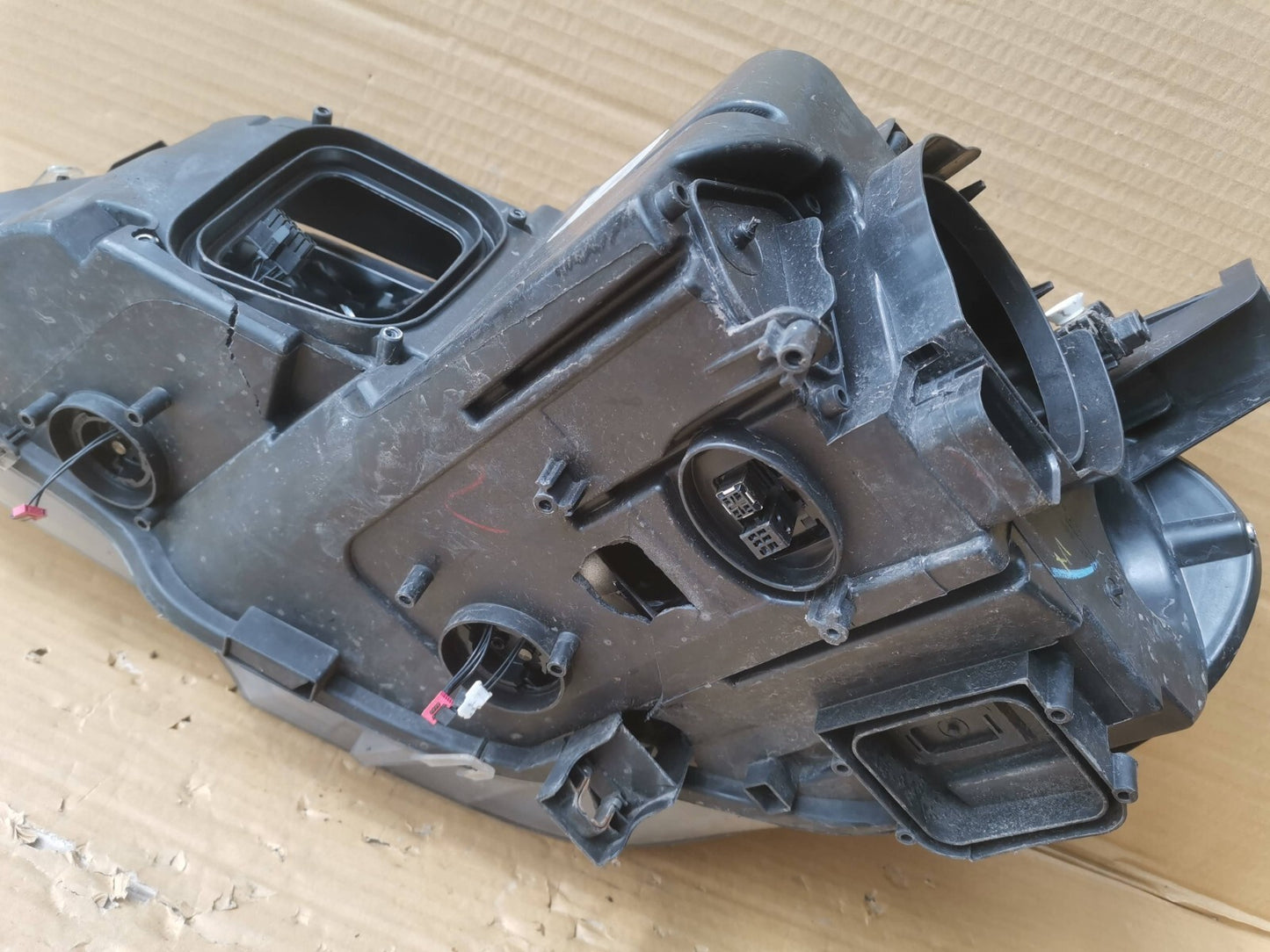 BMW X5 RH E70 Xenon Facelift Front Headlight Genuine Oem bm7052