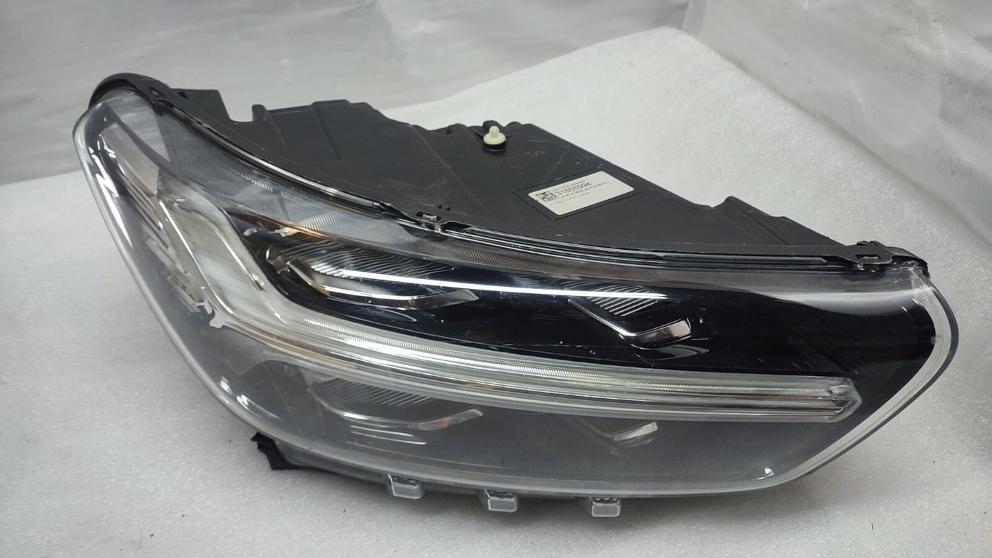 VOLVO XC40 2018 - 2021 HEADLIGHT DRIVER SIDE RIGHT 31655994 vo78