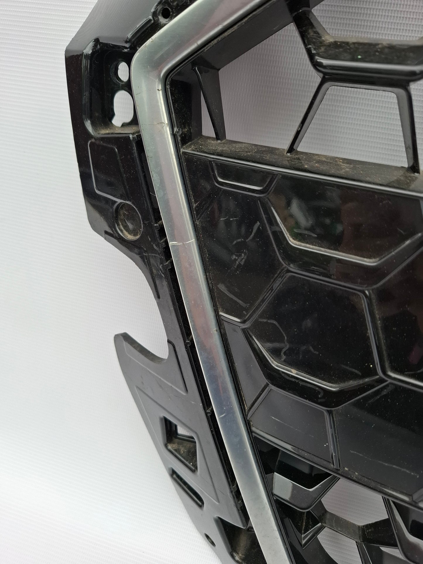 AUDI A1 S LINE 2018-ON GENUINE FRONT BUMPER MAIN GRILLE 82A853651B