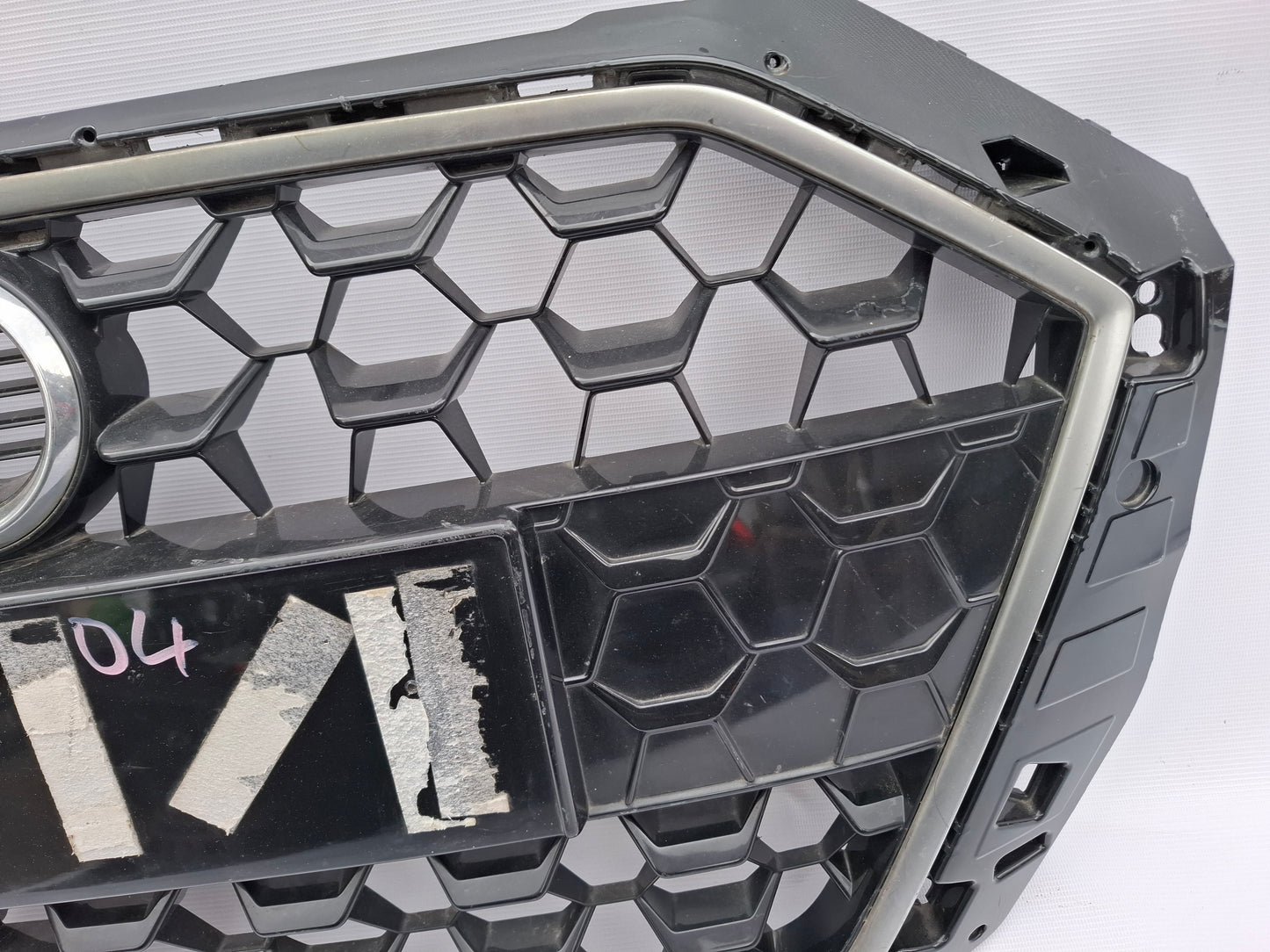 AUDI A1 S LINE 2018-ON GENUINE FRONT BUMPER MAIN GRILLE 82A853651B