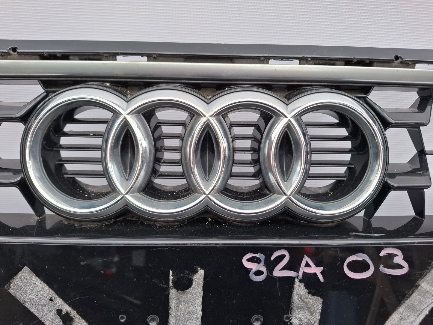 AUDI A1 S LINE 2018-ON GENUINE FRONT BUMPER MAIN GRILLE 82A853651B