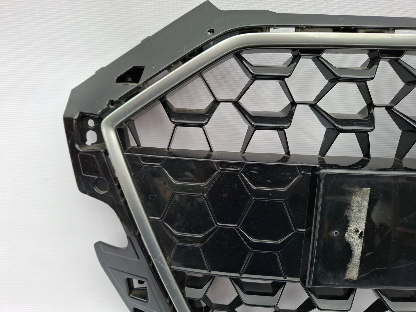 AUDI A1 S LINE 2018-ON GENUINE FRONT BUMPER MAIN GRILLE 82A853651B