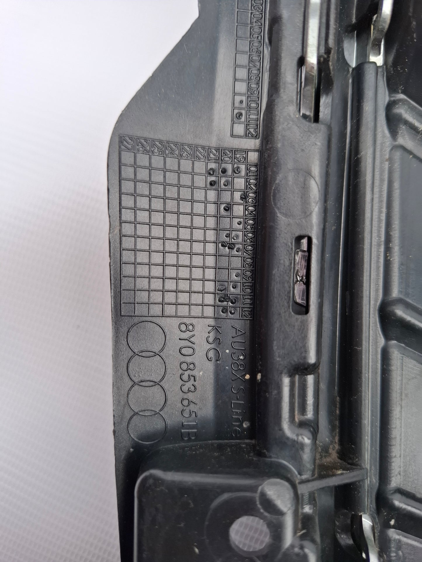 AUDI A3 S-LINE FRONT BUMPER RADIATOR GRILLE 2020-ON GENUINE 8Y0853651B