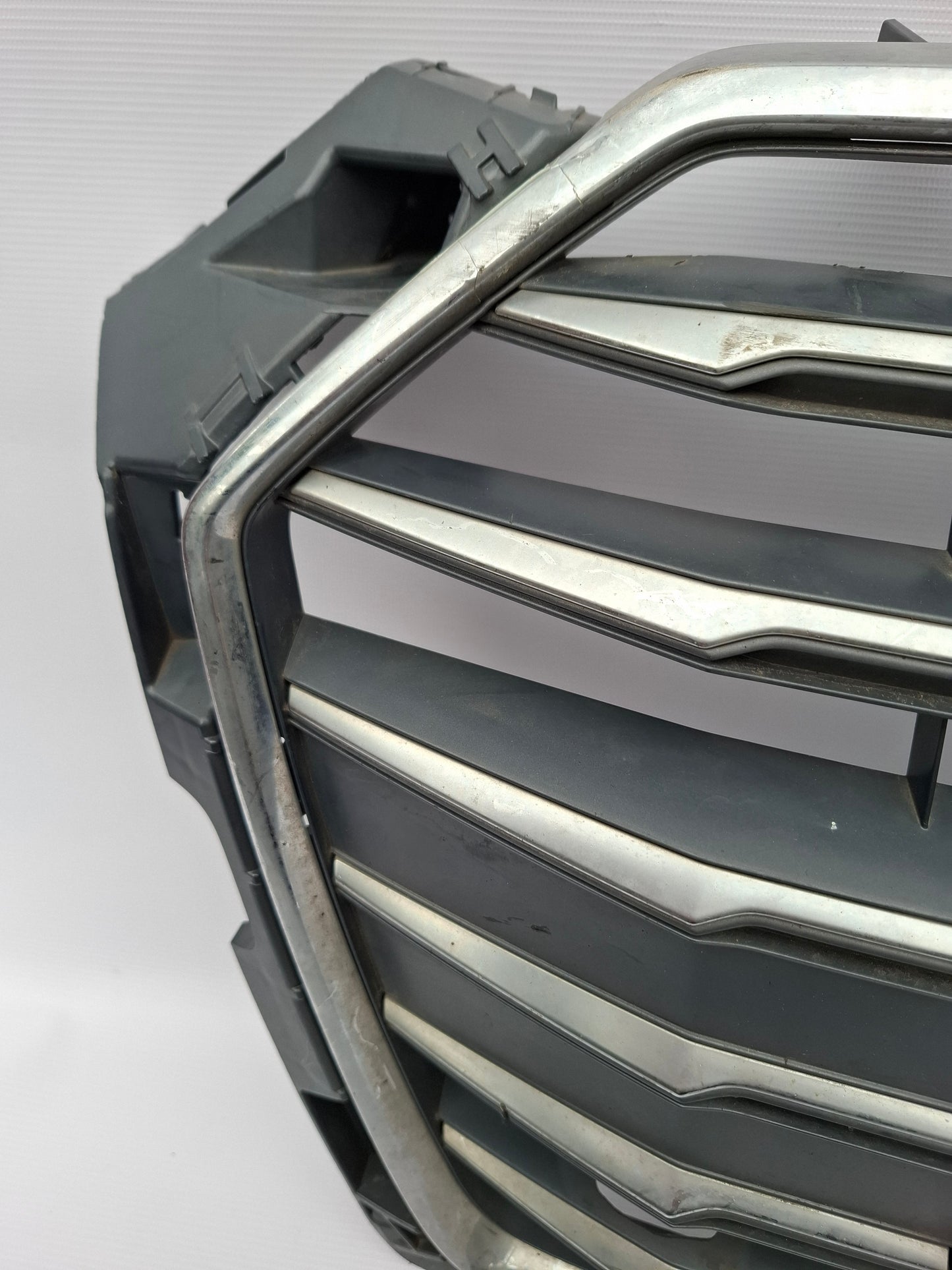 AUDI A5 S LINE 2016 ONWARDS FRONT BUMPER GRILLE GENUINE - 8W6853651P