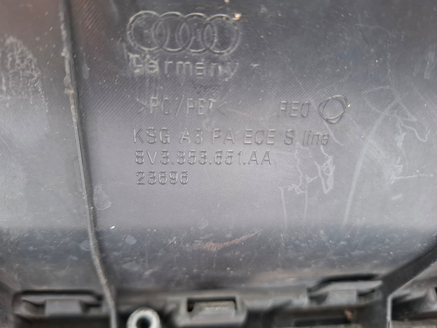 AUDI A3 8V S-LINE FACELIFT 2016-19 FRONT BUMPER GRILLE 8V3853651AA GENUINE