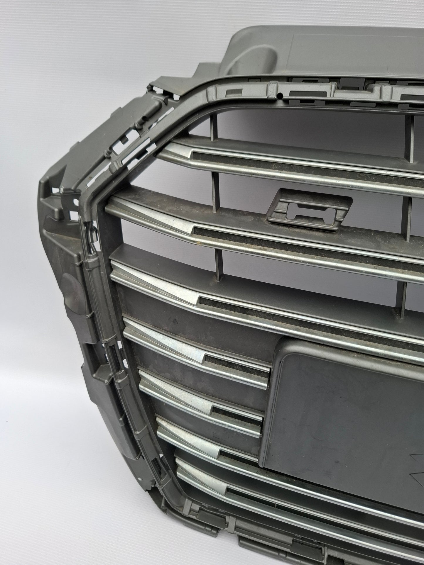 AUDI A3 8V S-LINE FACELIFT 2016-19 FRONT BUMPER GRILLE 8V3853651AC GENUINE