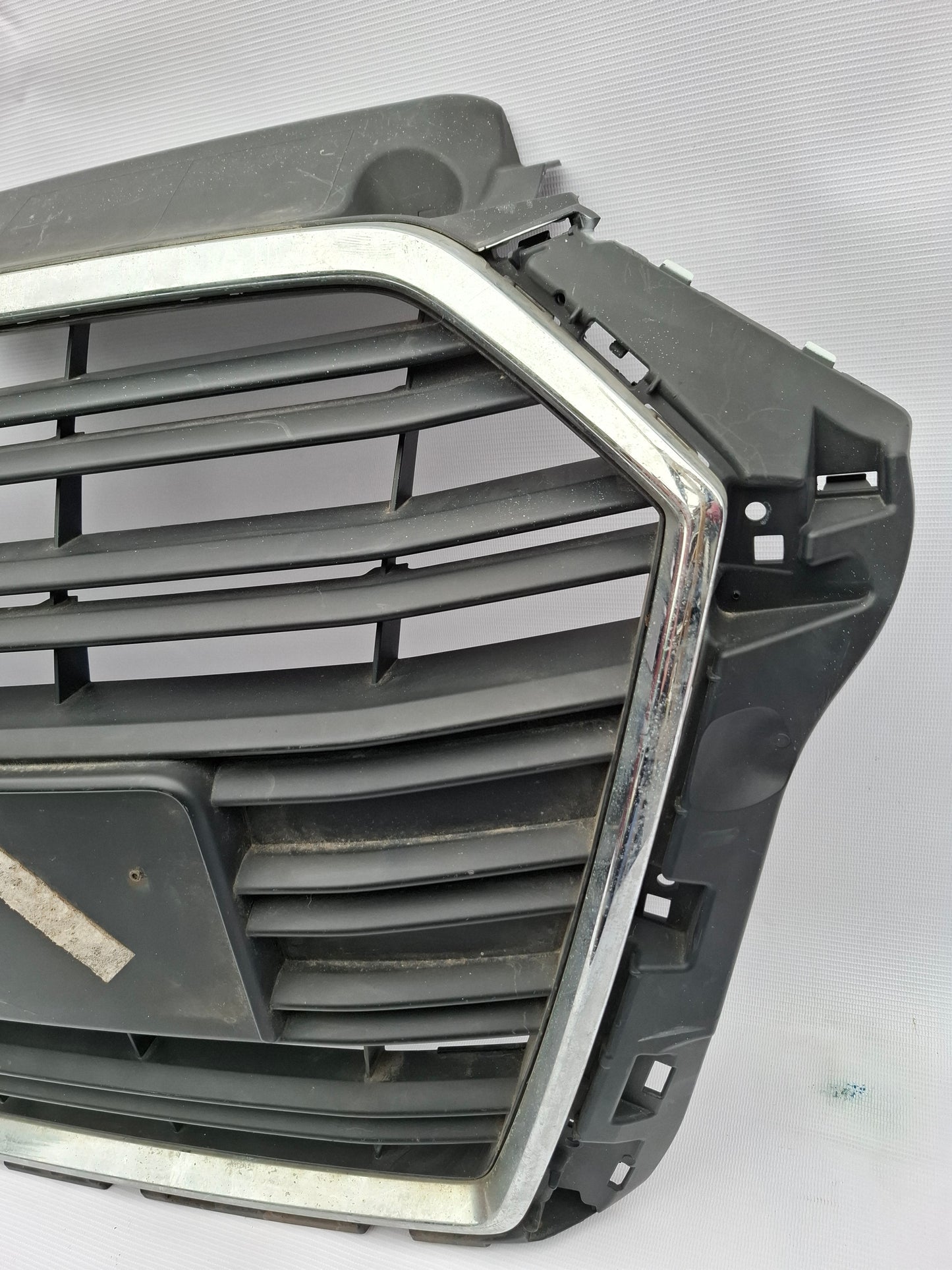AUDI A3 8V S-LINE FACELIFT 2016-19 FRONT BUMPER GRILLE 8V3853651AA GENUINE