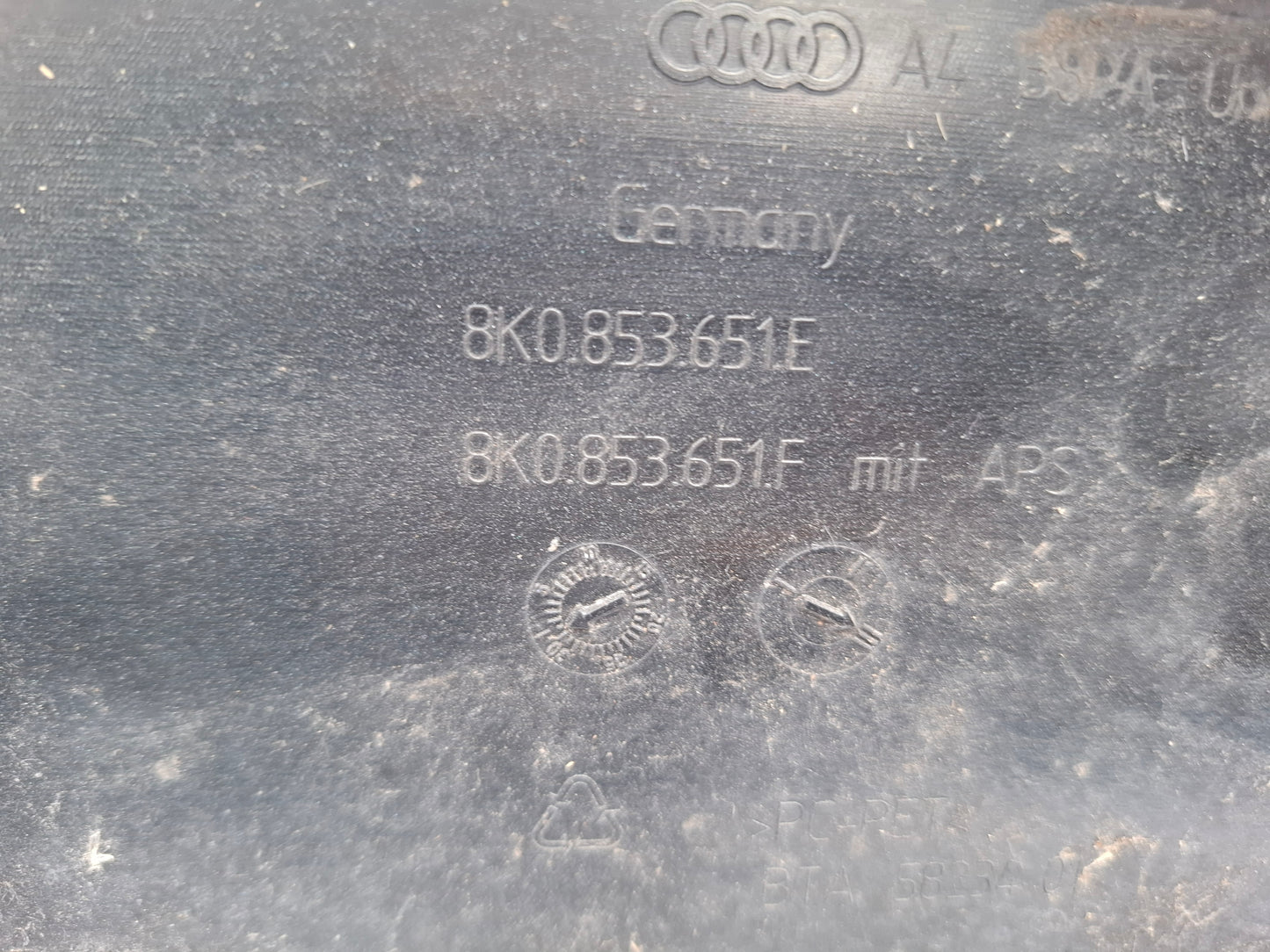 GENUINE AUDI A4 SE Basic 2012 2013 2014 2015 FRONT GRILLE P/N 8K0853651E