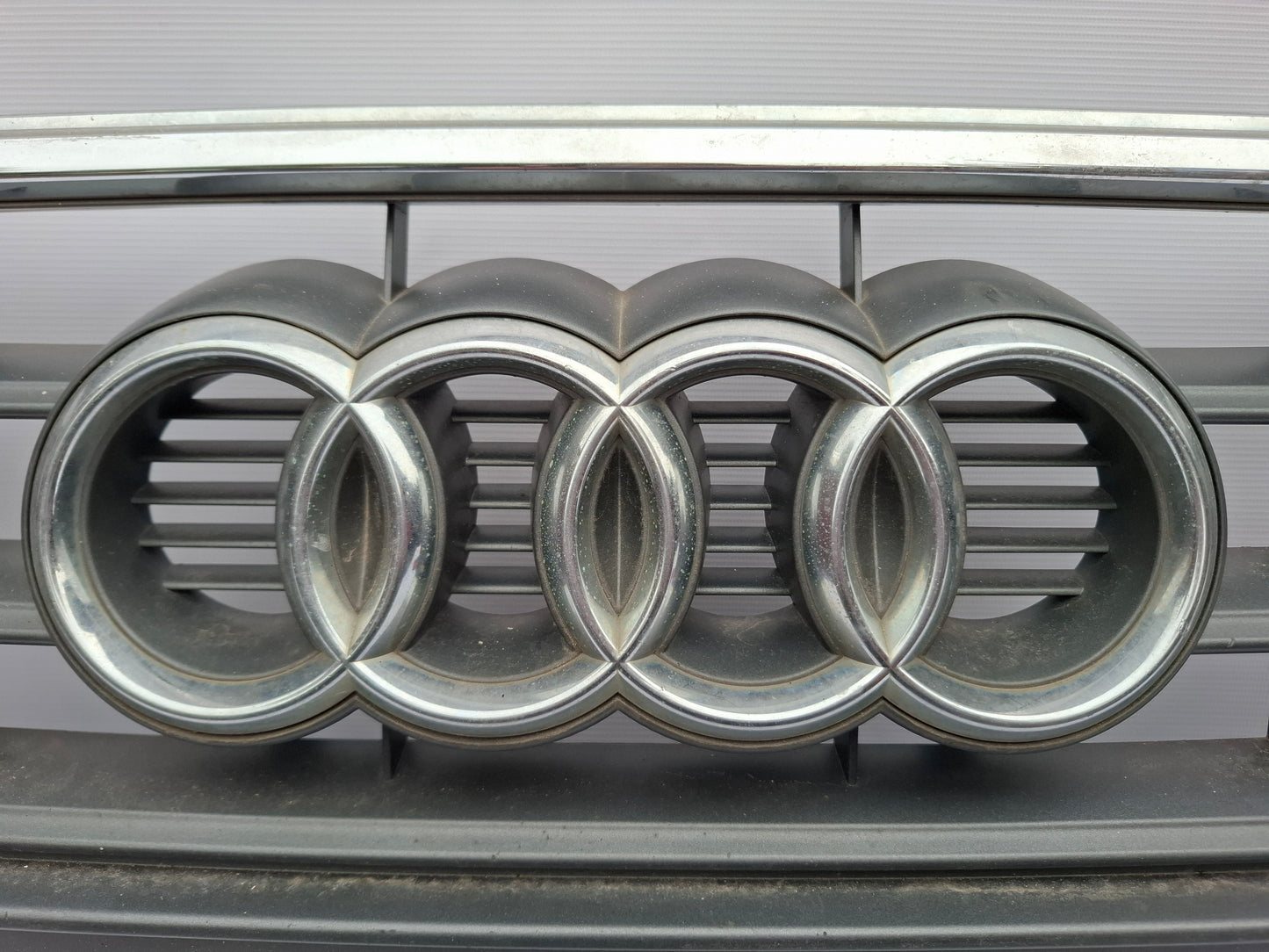 GENUINE AUDI A4 SE Basic 2012 2013 2014 2015 FRONT GRILLE P/N 8K0853651E