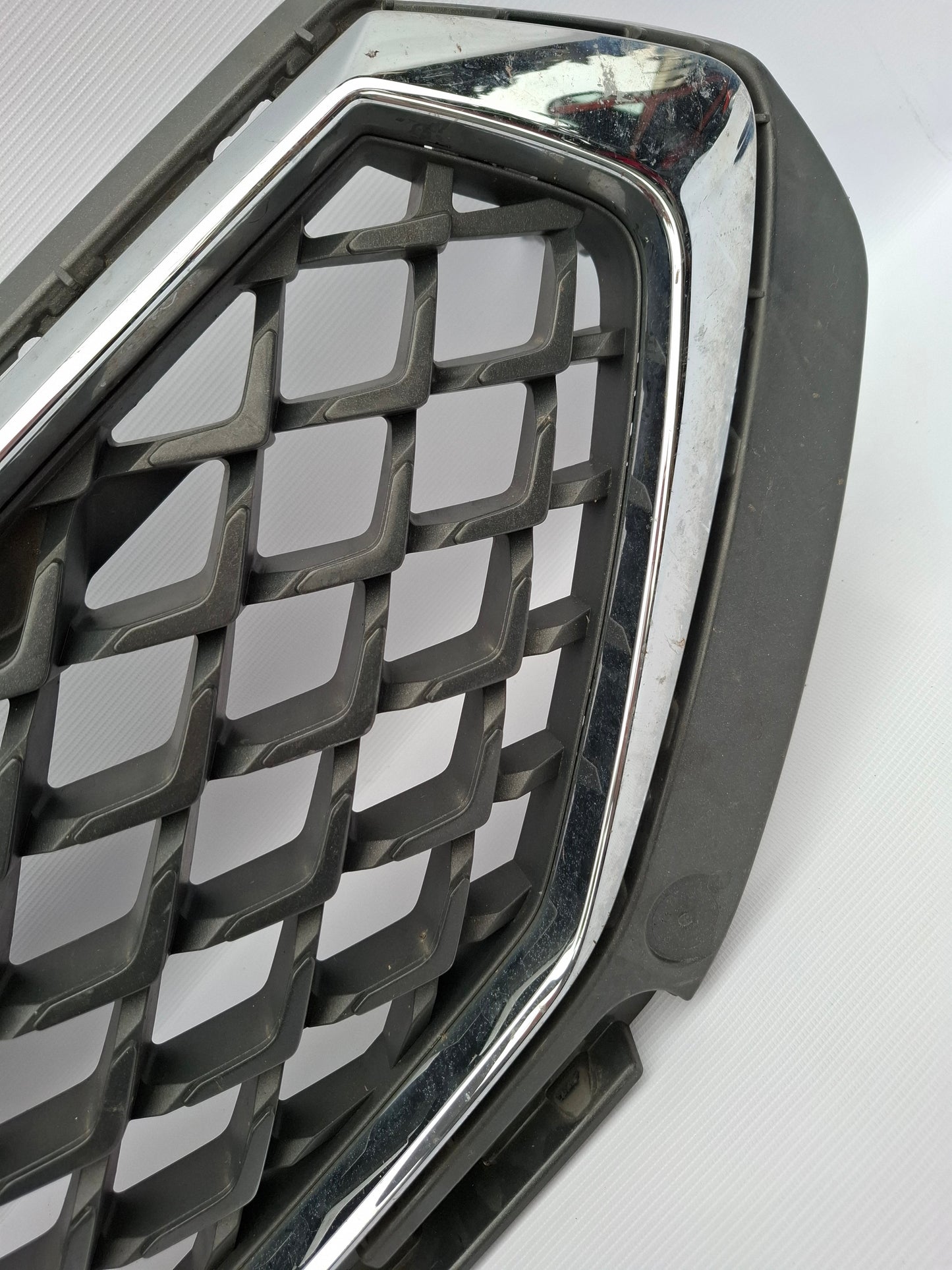 SEAT TARRACO 2018 ON GENUINE FRONT BUMPER UPPER MAIN GRILLE 5FJ853654B