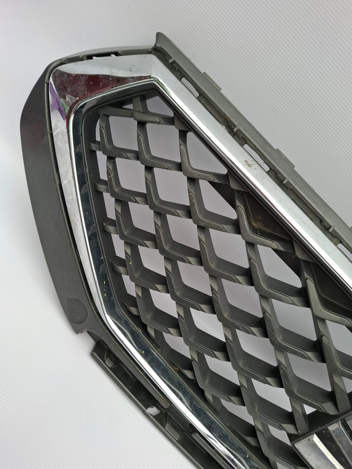 SEAT TARRACO 2018 ON GENUINE FRONT BUMPER UPPER MAIN GRILLE 5FJ853654B