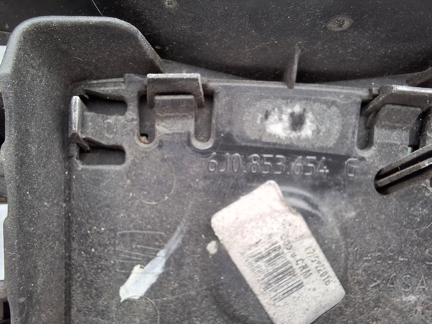 SEAT IBIZA 6J MK4 2013 - 17 FRONT BUMPER MAIN CENTRE GRILL 6J0853654G