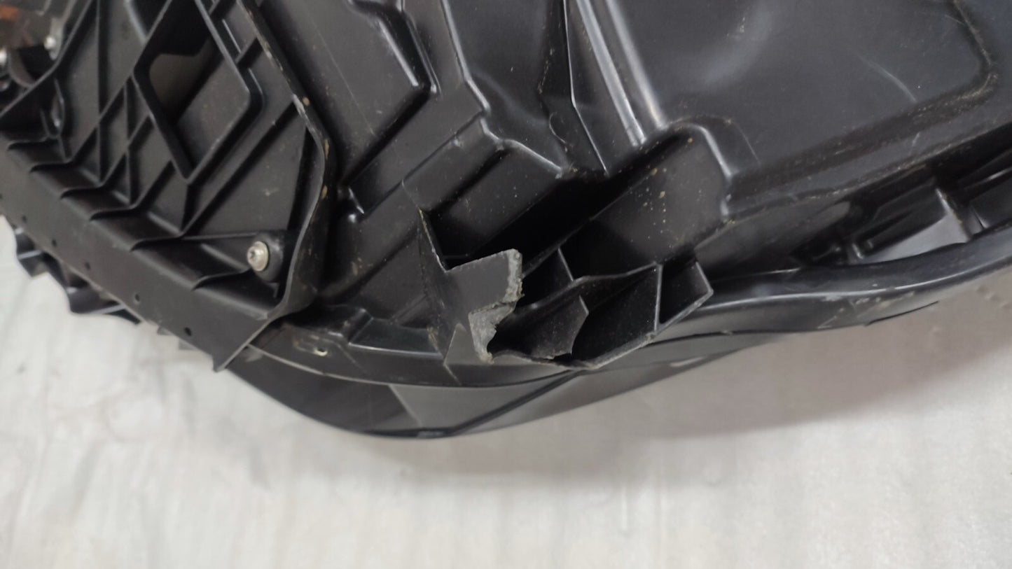 TESLA MODEL 3 DRIVERS SIDE RIGHT LED HEADLIGHT 2018-2023 1514953-20-E te9