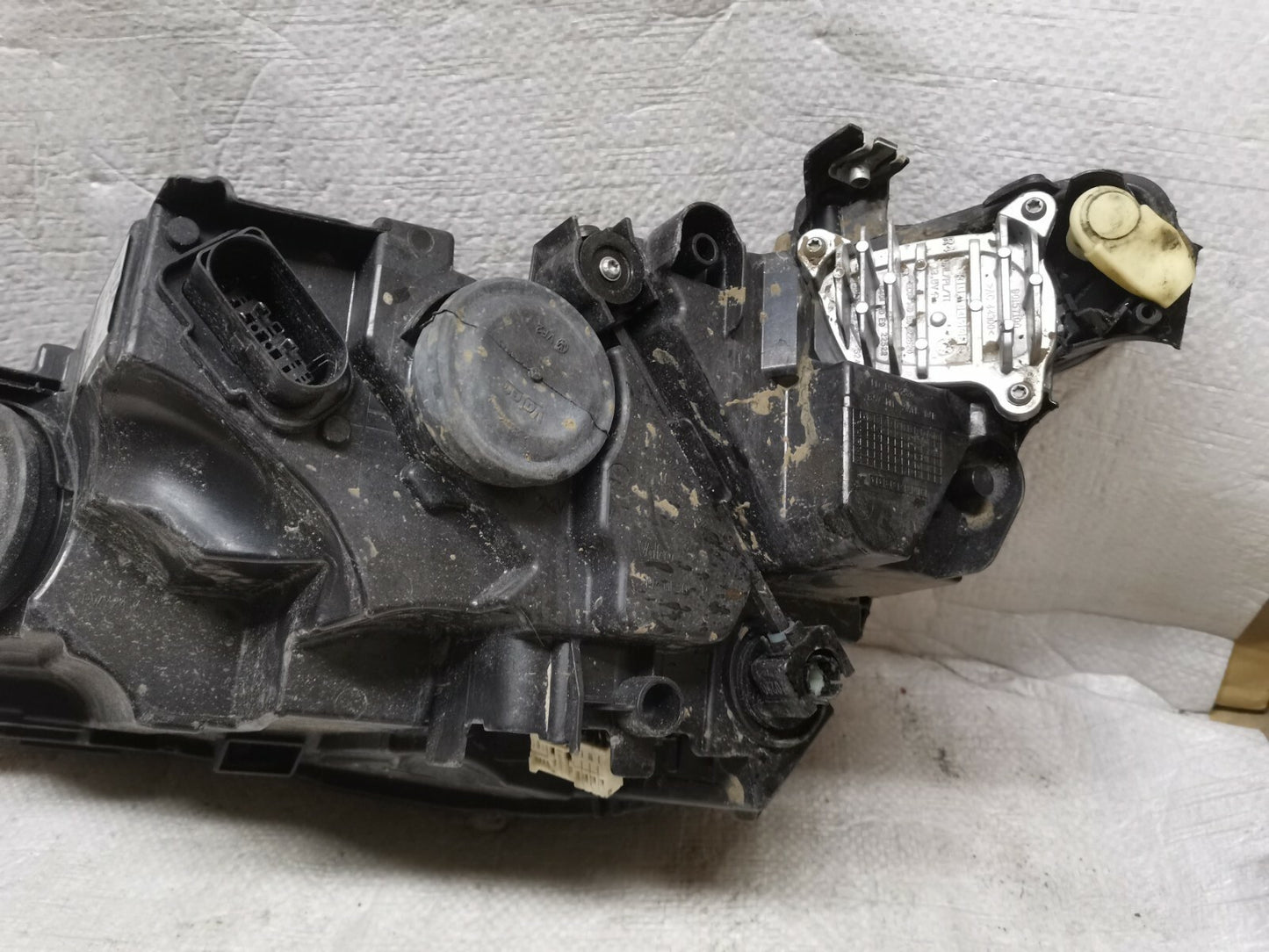 Volkswagen GOLF mk8 GENUINE 9+ DRIVER SIDE HEADLIGHT HEADLMAP 5H2941006 vwgo57