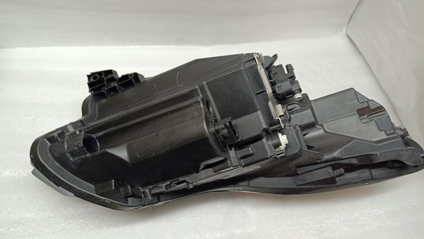 RENAULT CAPTUR LED PURE VISION N/S HEADLIGHT 260603743R re68