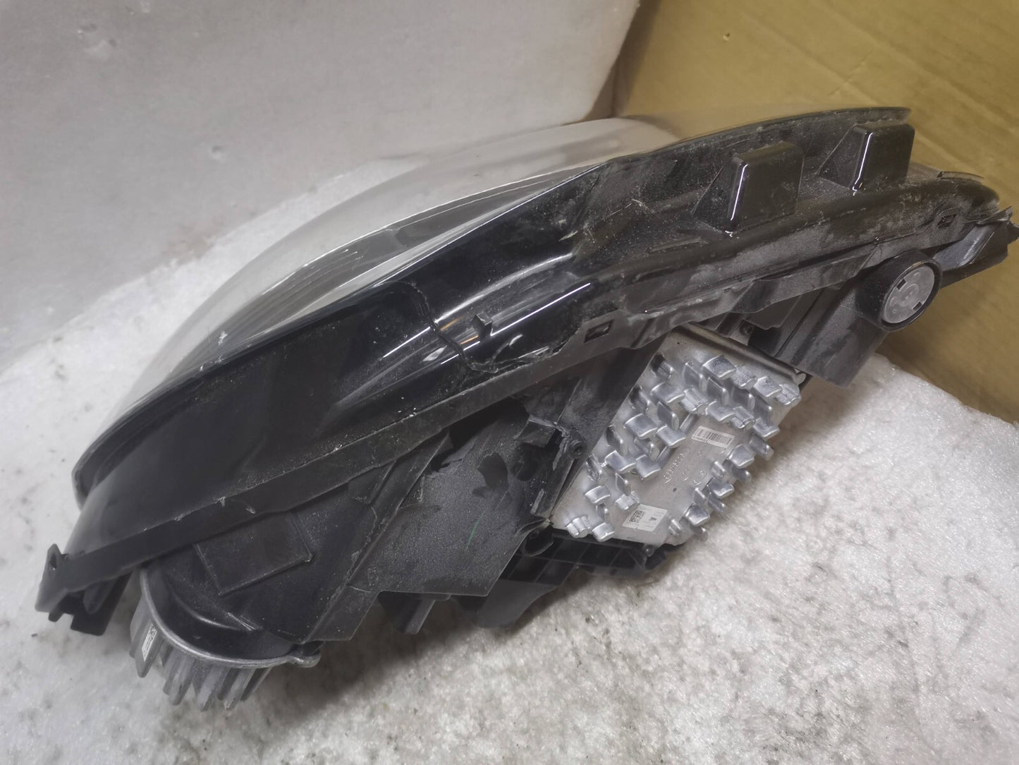 VAUXHALL CORSA F LUX OS Drivers Right Front LED Headlight Headlamp 98294633 vx78