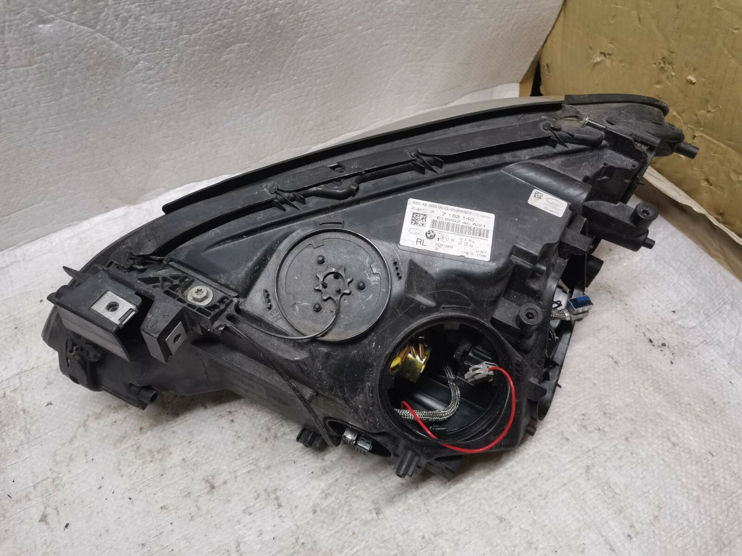 BMW 7 F01 F02 F03 F04 2010 Right Front headlight headlamp 7182140 bm0129