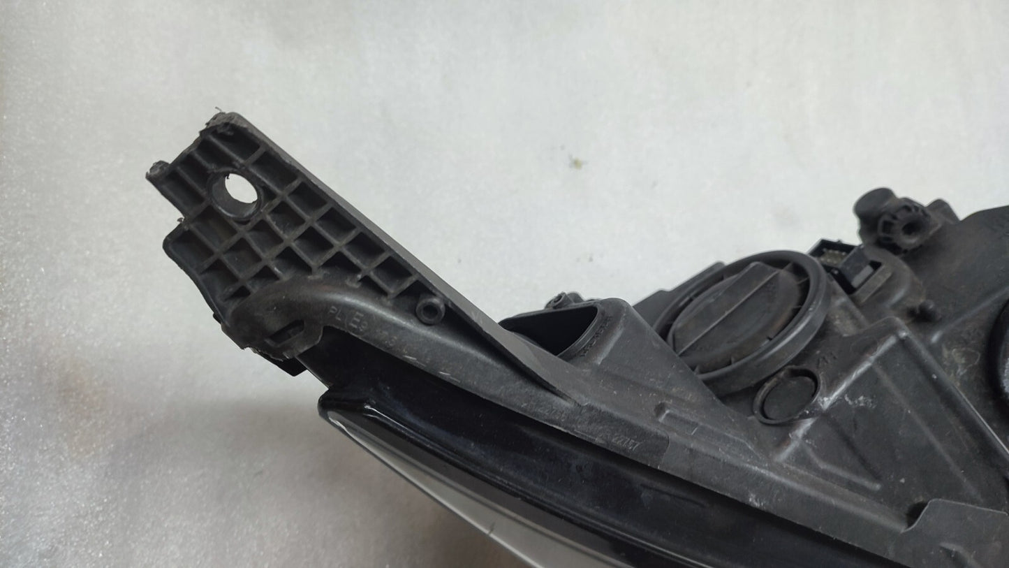 VAUXHALL ASTRA GENUINE  2018-2021 DRIVER SIDE LED HEADLIGHT 39195691 VX114