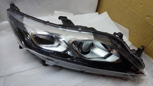 MITSUBISHI ECLIPSE CROSS FRONT RIGHT DRIVER SIDE HEADLIGHT W3153 5IHH22S mits10