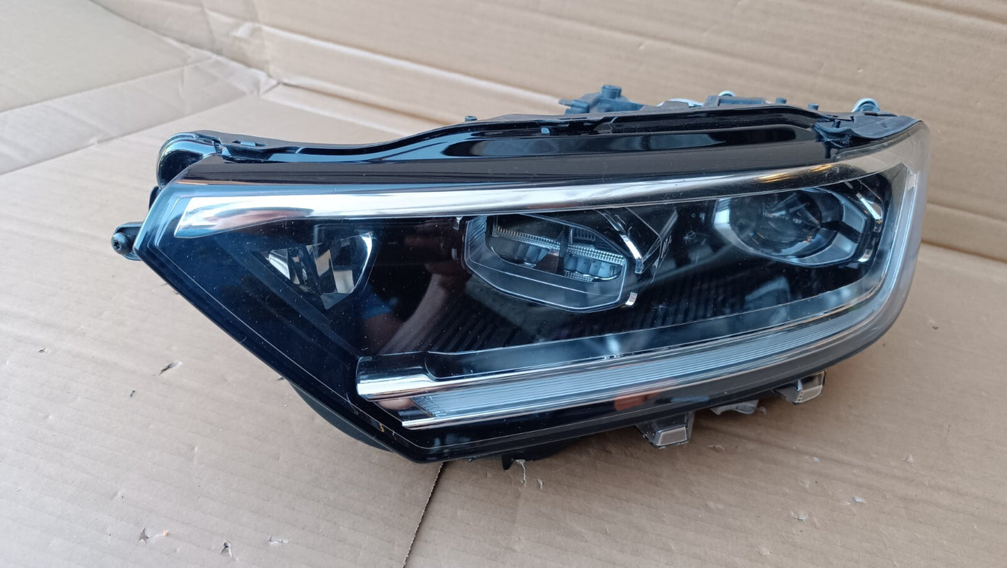 VOLKSWAGEN T-ROC 2017 PASSENGERSIDE HEADLIGHT P/N 2GA941035AN vw184