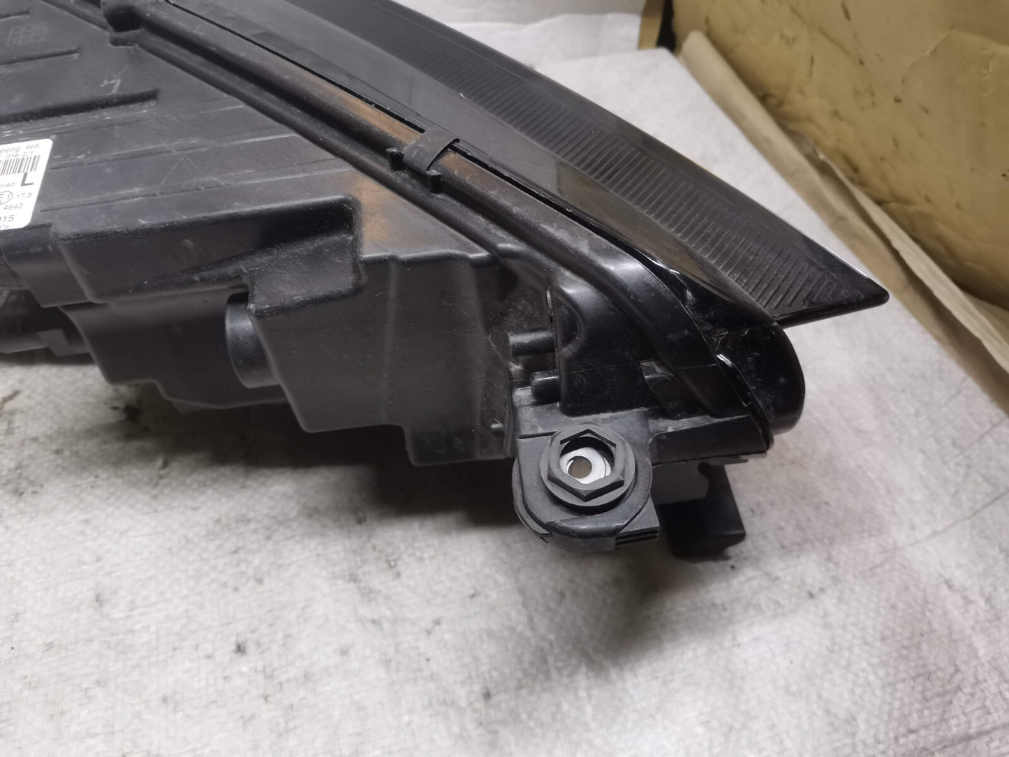 Skoda Octavia 2020 Led Headlight Passenger Side Genuine Oem 5e8941015 skoc42