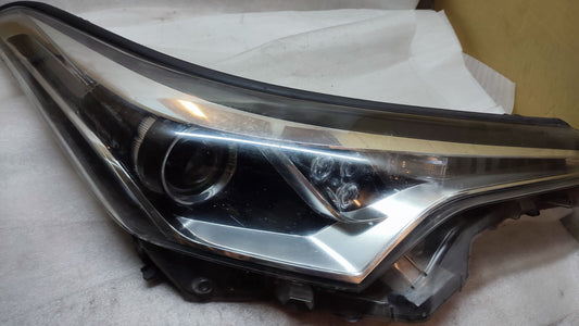 TOYOTA C-HR MK1 2017-2019 HEADLIGHT FRONT RIGHT LED 81150-F4011 to47