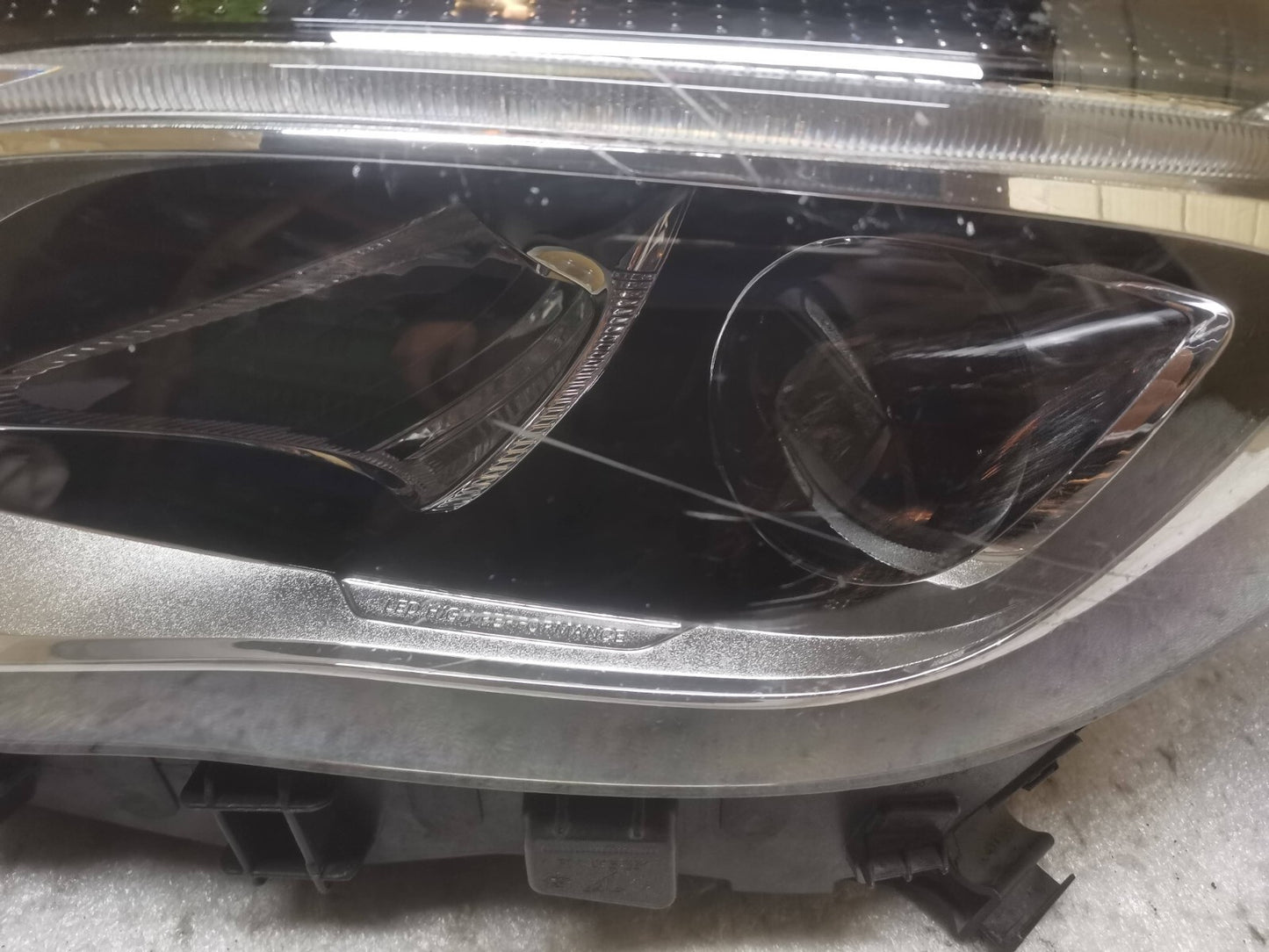 MERCEDES BENZ GLA 2017 -2020 LED PASSENGERSIDE HEADLIGHT A1569067100 m15650