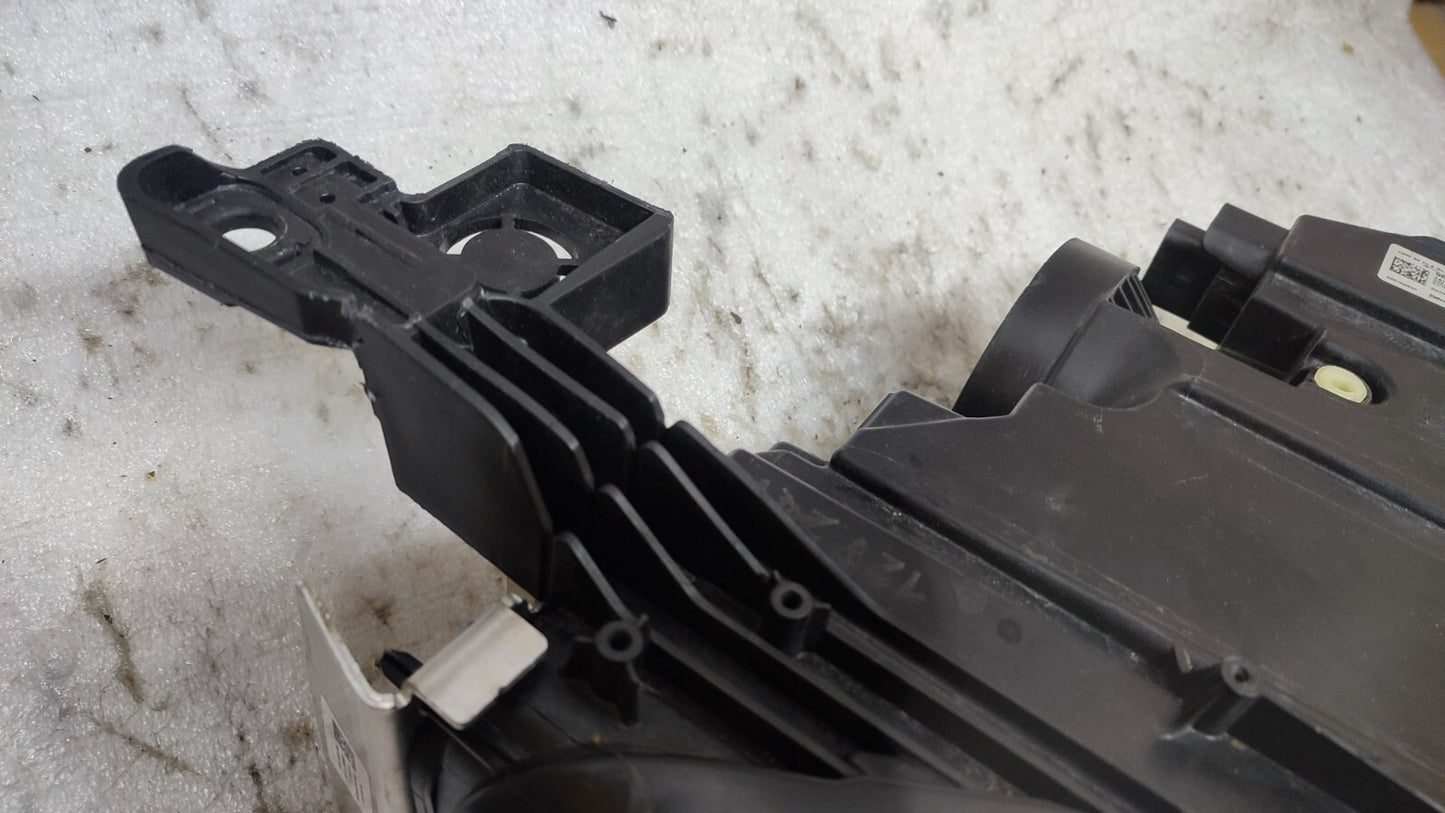 VAUXHALL MOKKA B 2020+ HEADLIGHT O/S RIGHT HAND 9847939380 vxmo84