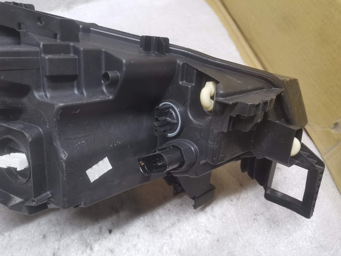 VOLKSWAGEN ID.4 ID4 11c941005a FRONT PASSENGER SIDE HEADLIGHT HEADLAMP VWId114