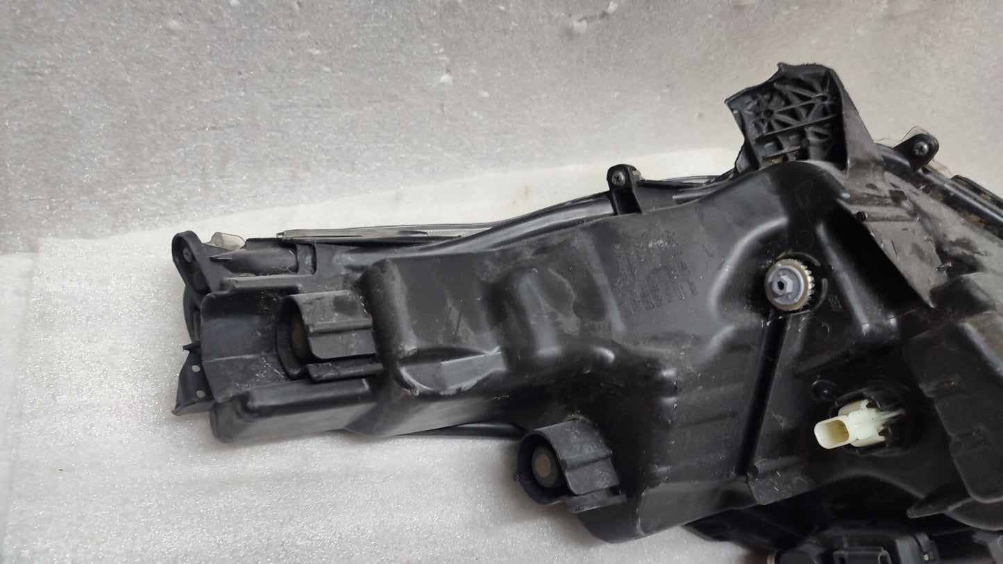 TOYOTA YARIS 2020 2021 2022 FULL LED PASSENGERSIDE N/S LEFT HEADLIGHT toya35