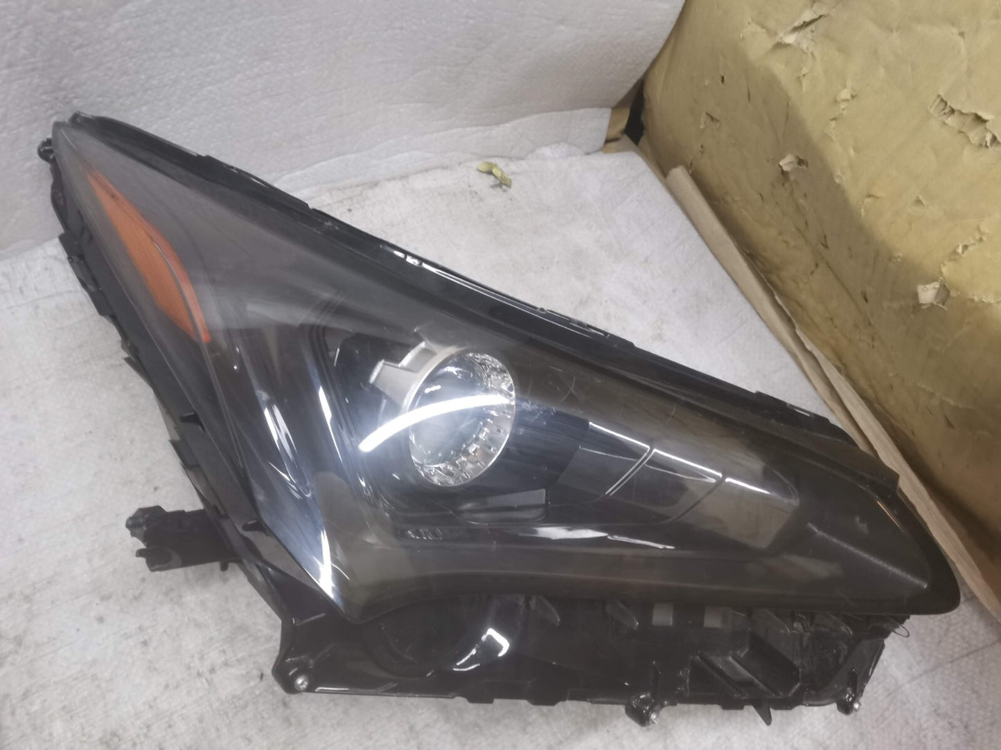 LEXUS NX nx300h O/S RIGHT 2014-19DRIVER SIDE LED HEADLIGHT 81145-78070 lenx4